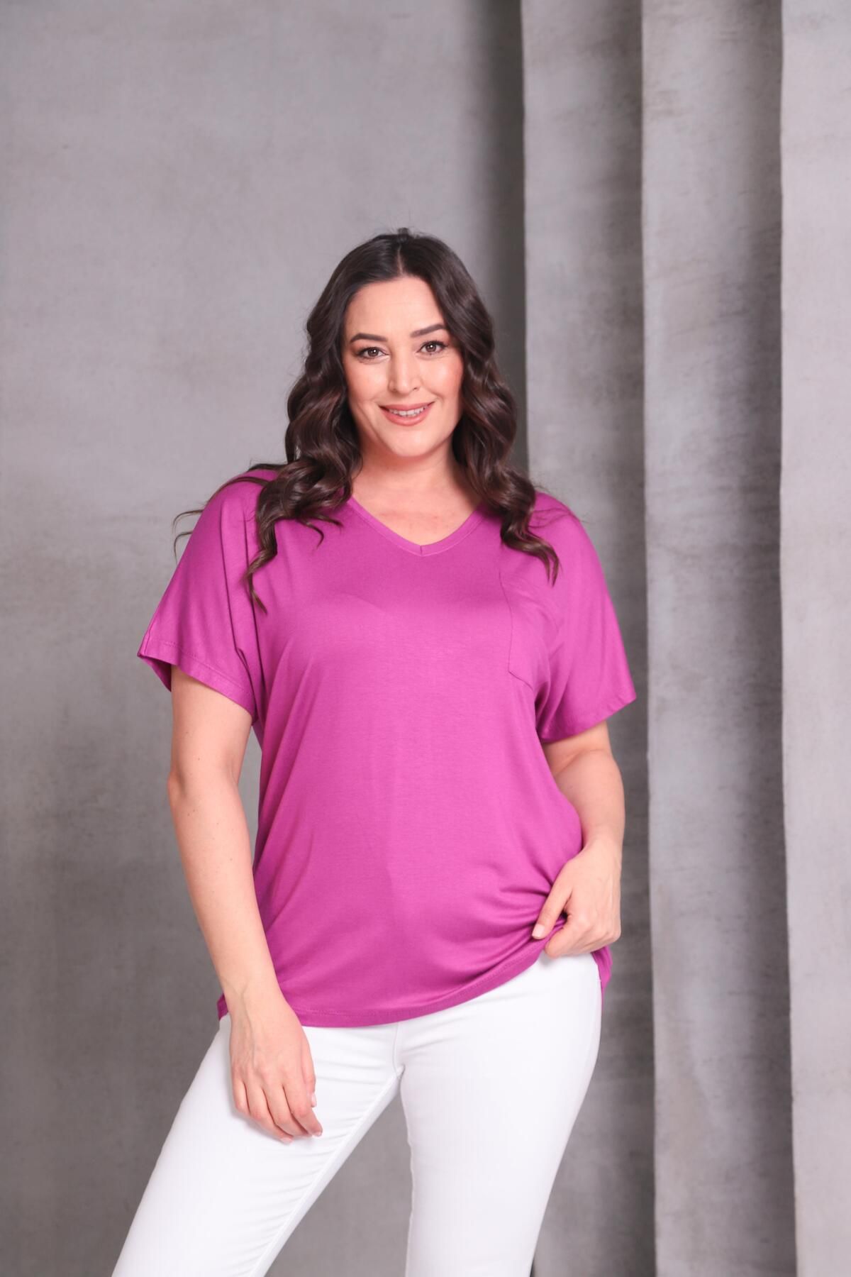 Ebsumu Kadın Büyük Beden Tek Cep Detay Basic Pembe Tişört