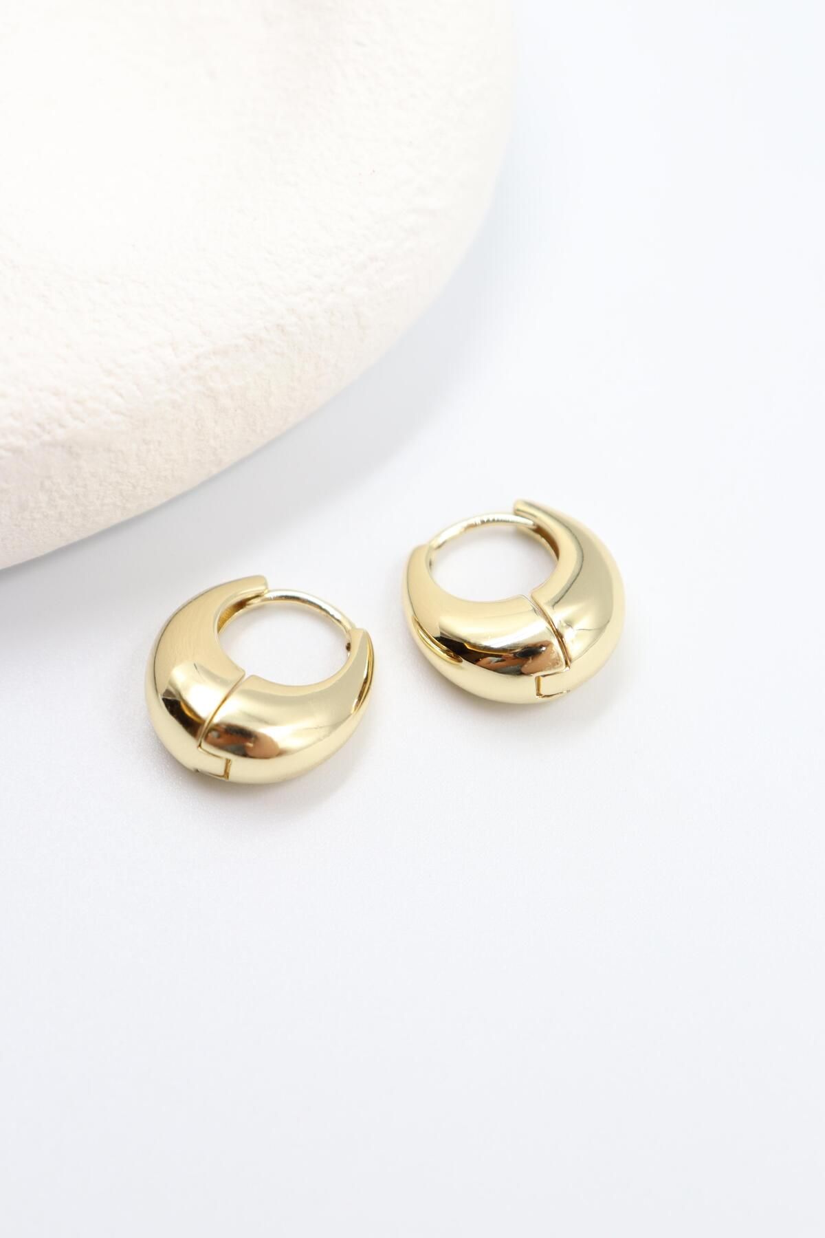 BY CANSU ACCESSORİES Giorgia Gold Küpe (14k)