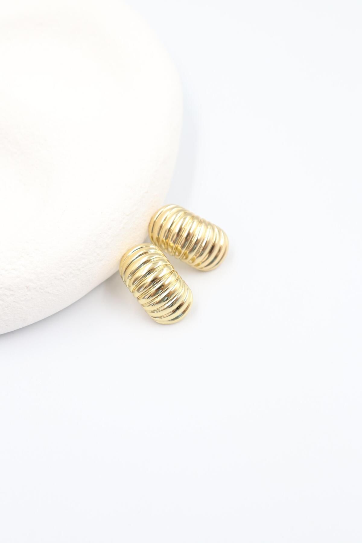 BY CANSU ACCESSORİES Alberobello Gold Küpe (14k)
