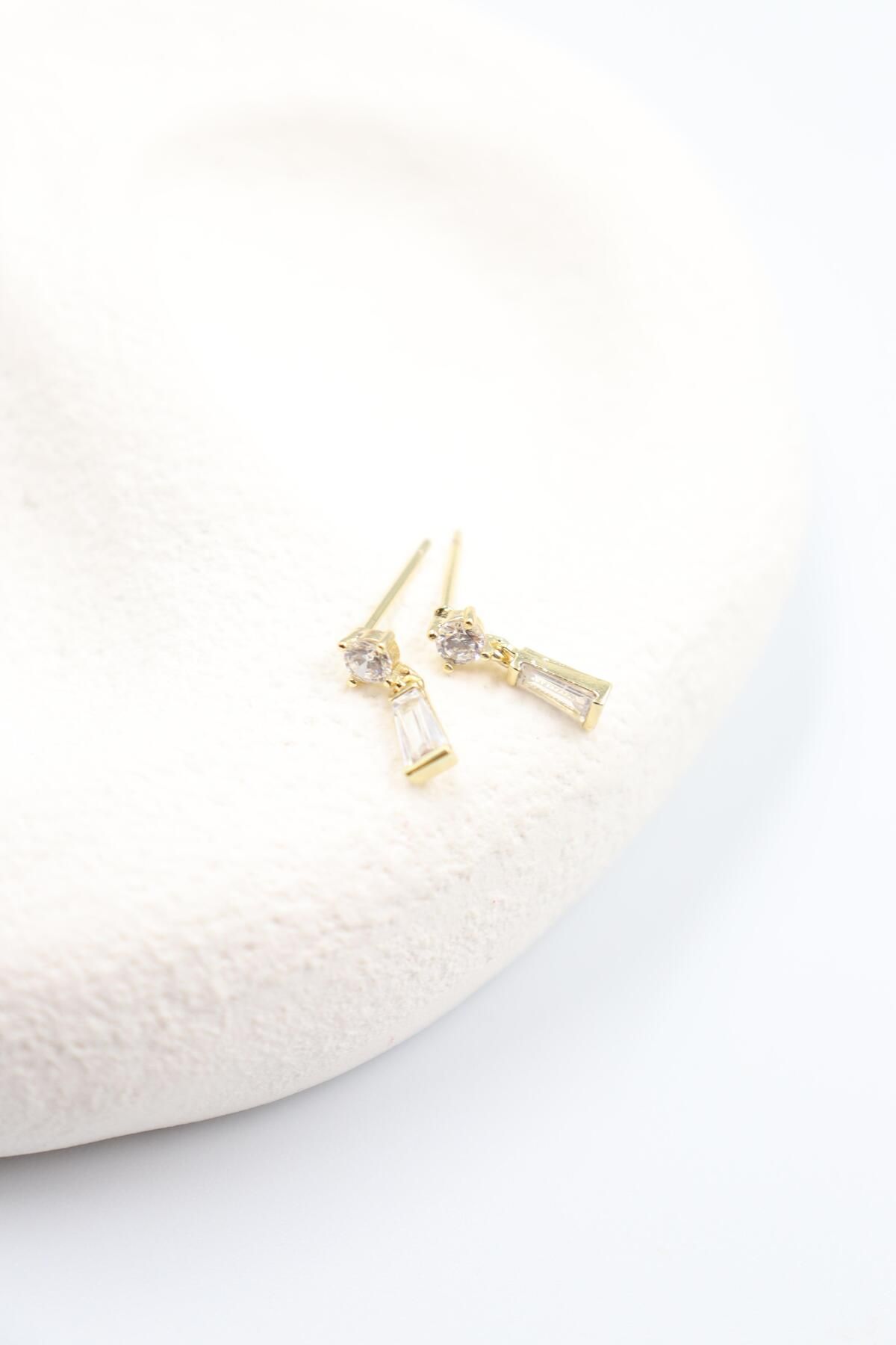 BY CANSU ACCESSORİES Ida Gold Küpe (14k)