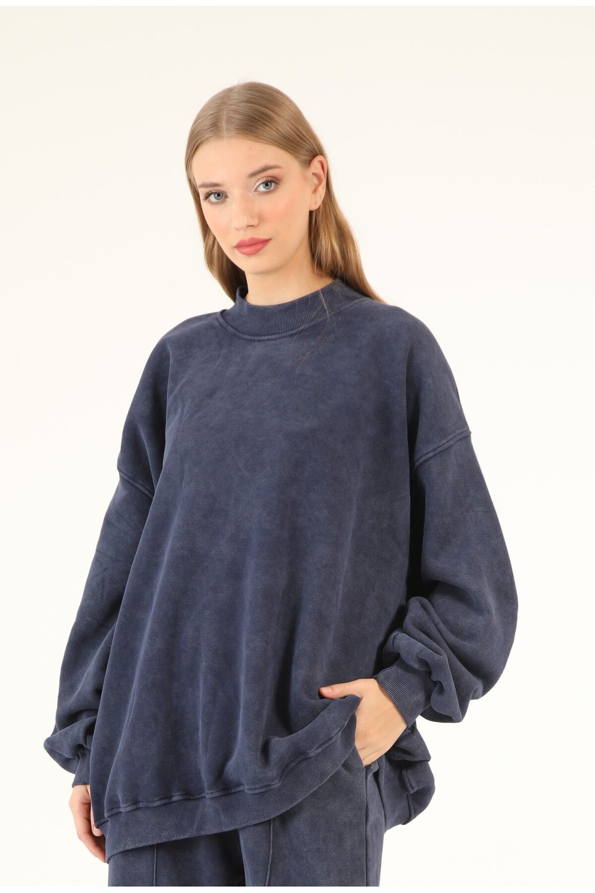 Suede Style 5377 - 3 İplik Soft Yıkamalı Salaş Basic Kadın Sweatshirt
