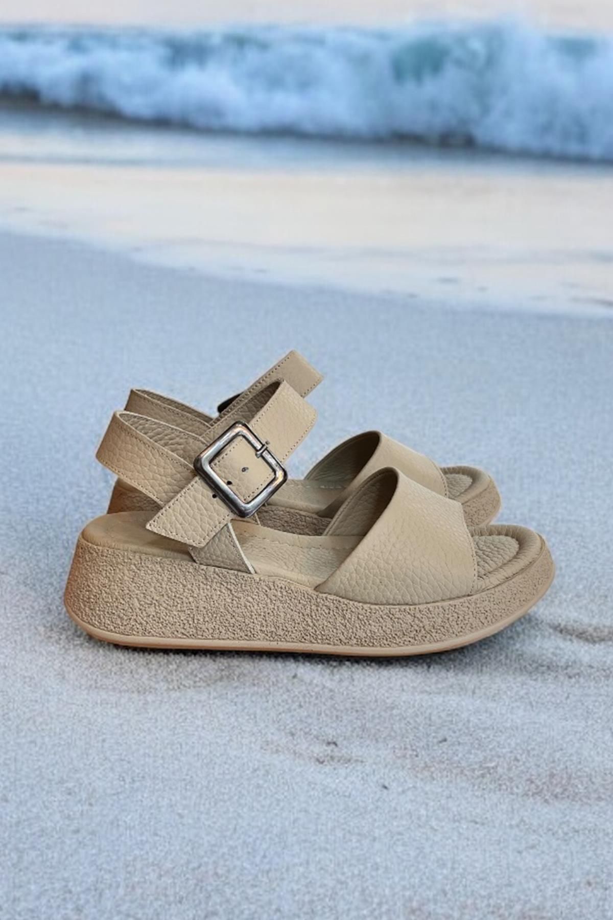 TUFAN SHOES Bej Hakiki Deri Bilekten Bağlı Comfort Taban Sandalet
