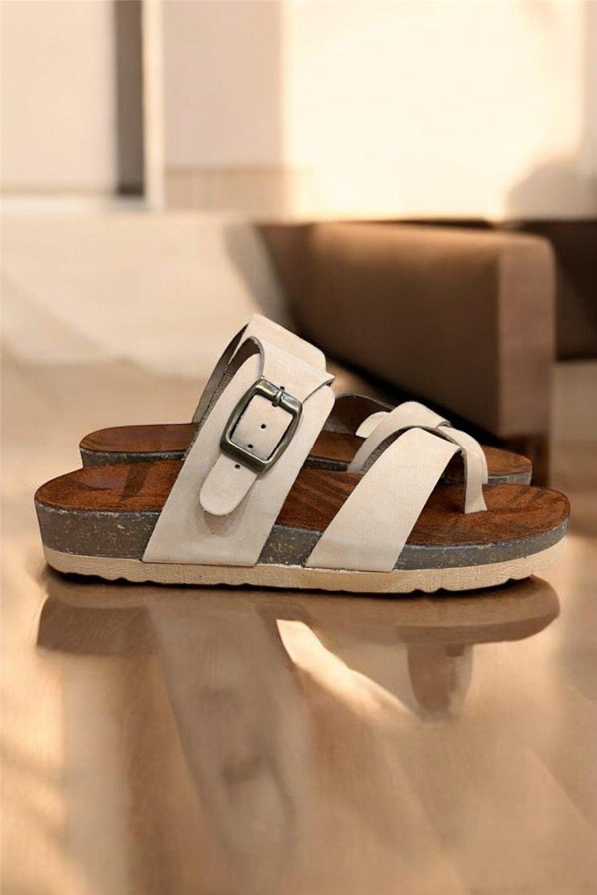 TUFAN SHOES Bej Hakiki Deri Nubuk Parmak Arası Mantar Taban Terlik