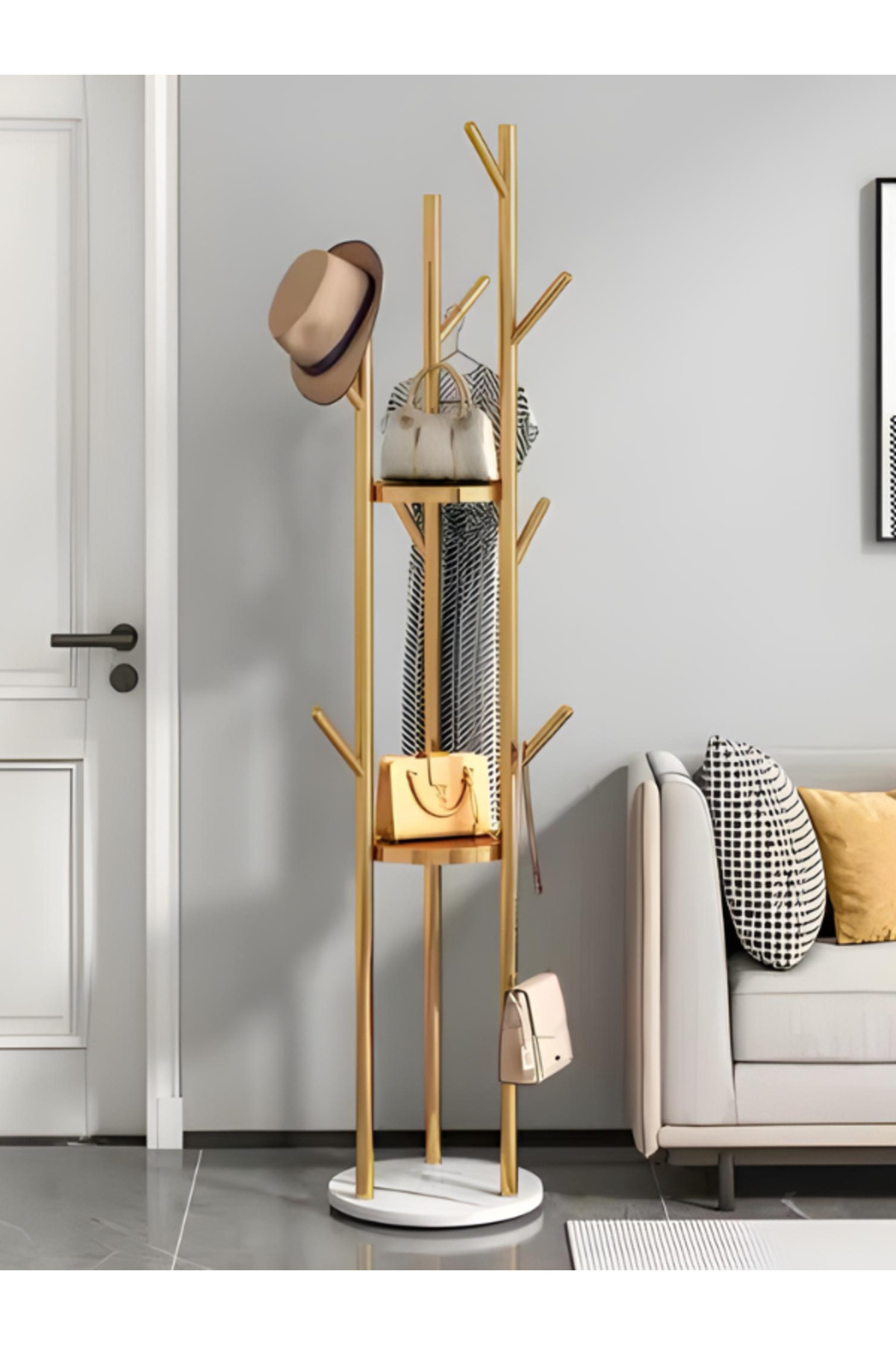 علاقة ملابس عمودية بقاعدة