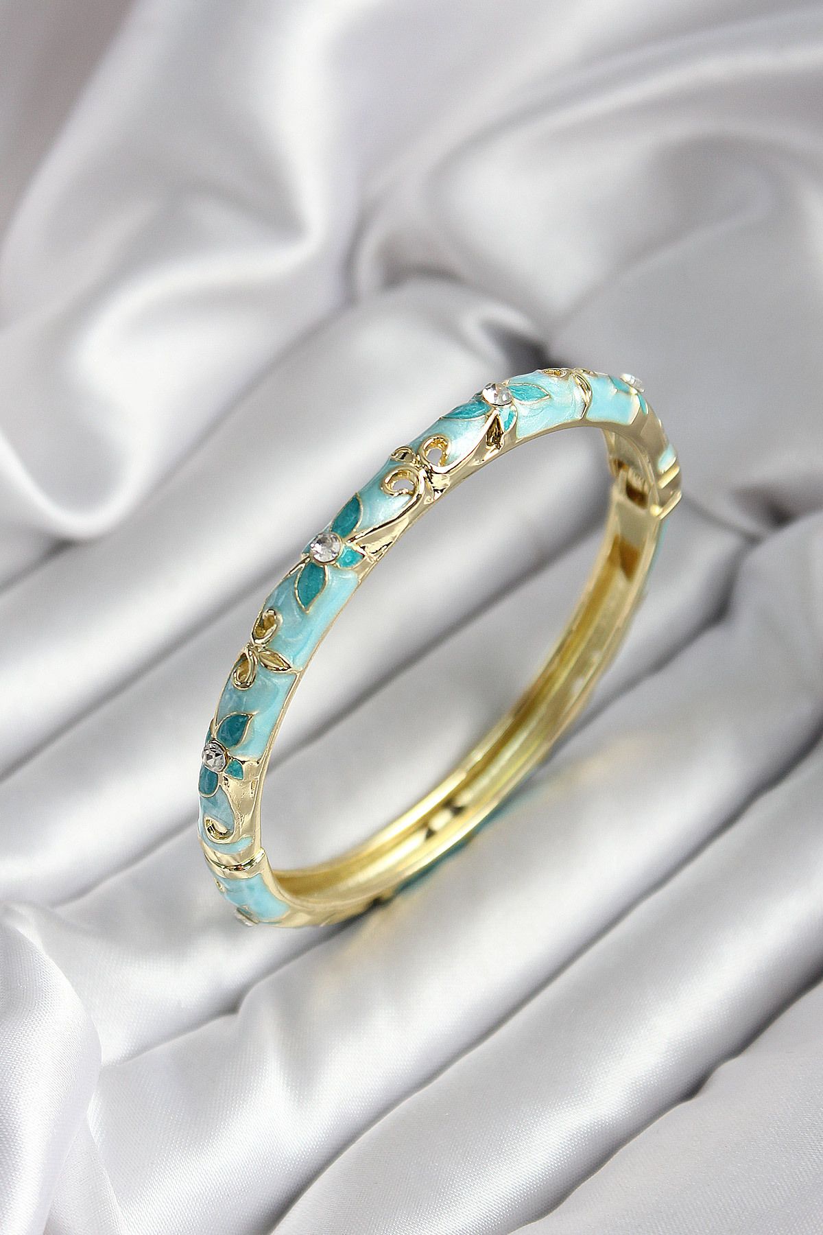Goşenefmafe Mineli Pirinç Turkuaz Çiçek Desenli Zirkon Taşlı Gold Renk Kadın Kelepçe (çap 60 mm)