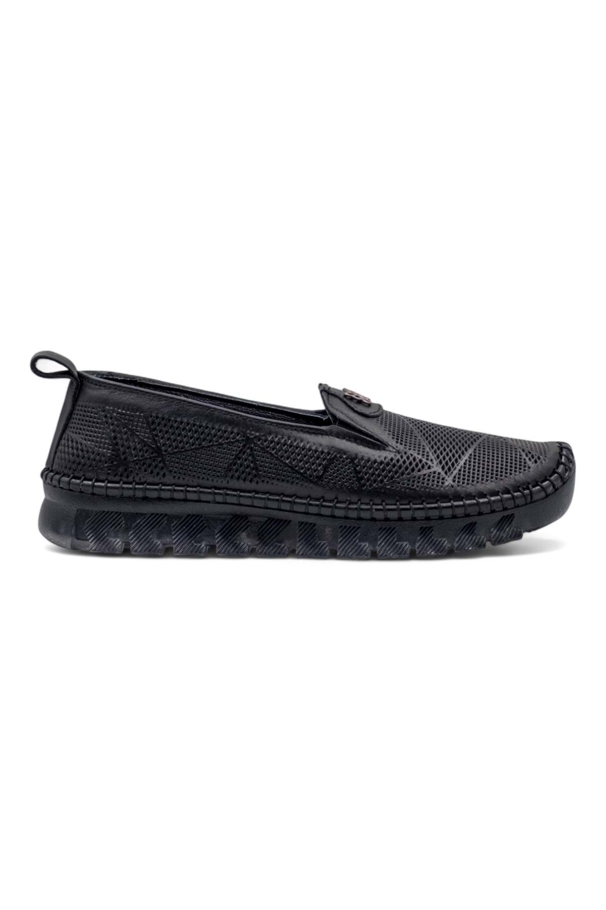 Shoes MR WHİTE TOKA DETAYLI ŞEFFAF TABAN HAKİKİ DERİ KADIN GÜNLÜK AYAKKABI SİYAH