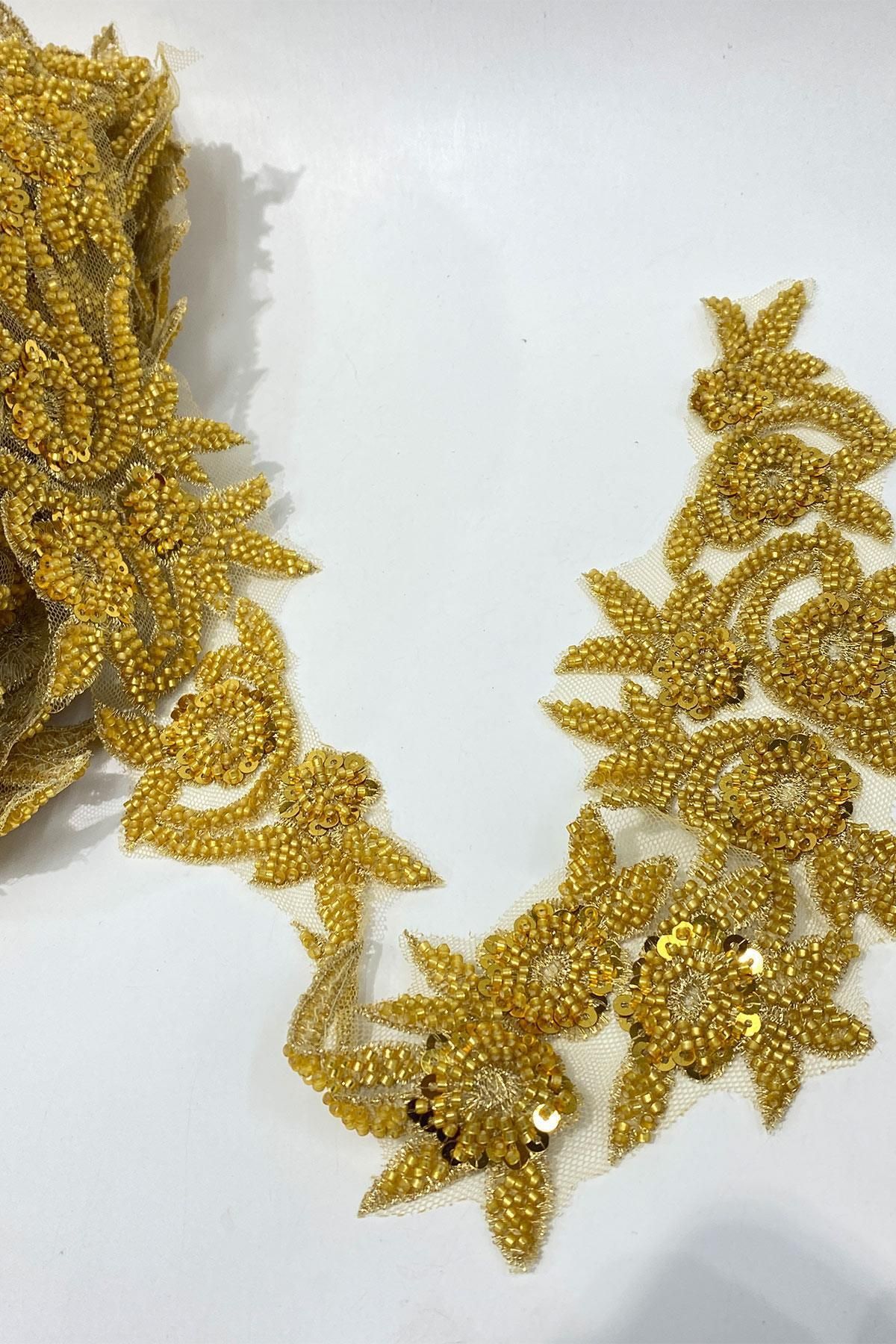 Limelia Gold Boncuk İşlemeli Çiçek Desen Geniş Şerit Aplik 1 Metre