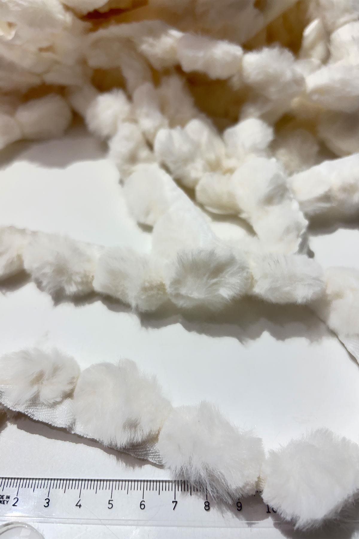 Limelia-White Plush Ribbon Pompom, Rabbit Tail Pompom, Plush Pompom 1 Mt 5