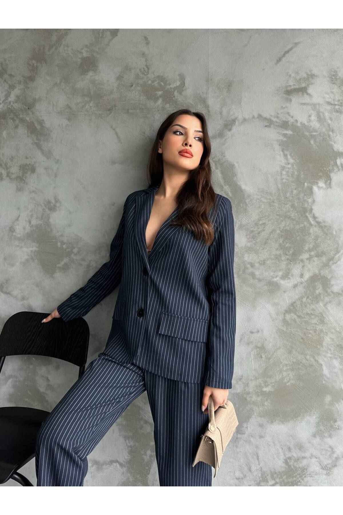 AYSİİ ASTARLİ BLAZER CEKET