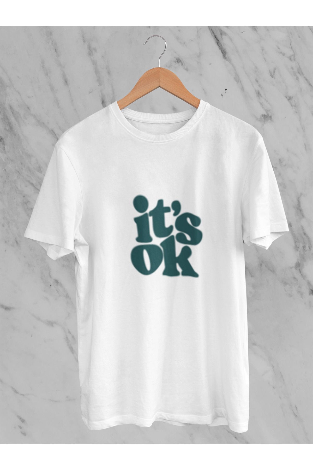 MG IT'S OK BASKILI UNISEX BİSİKLET YAKA PAMUKLU OVERSIZE KALIP KISA KOLLU T-SHIRT