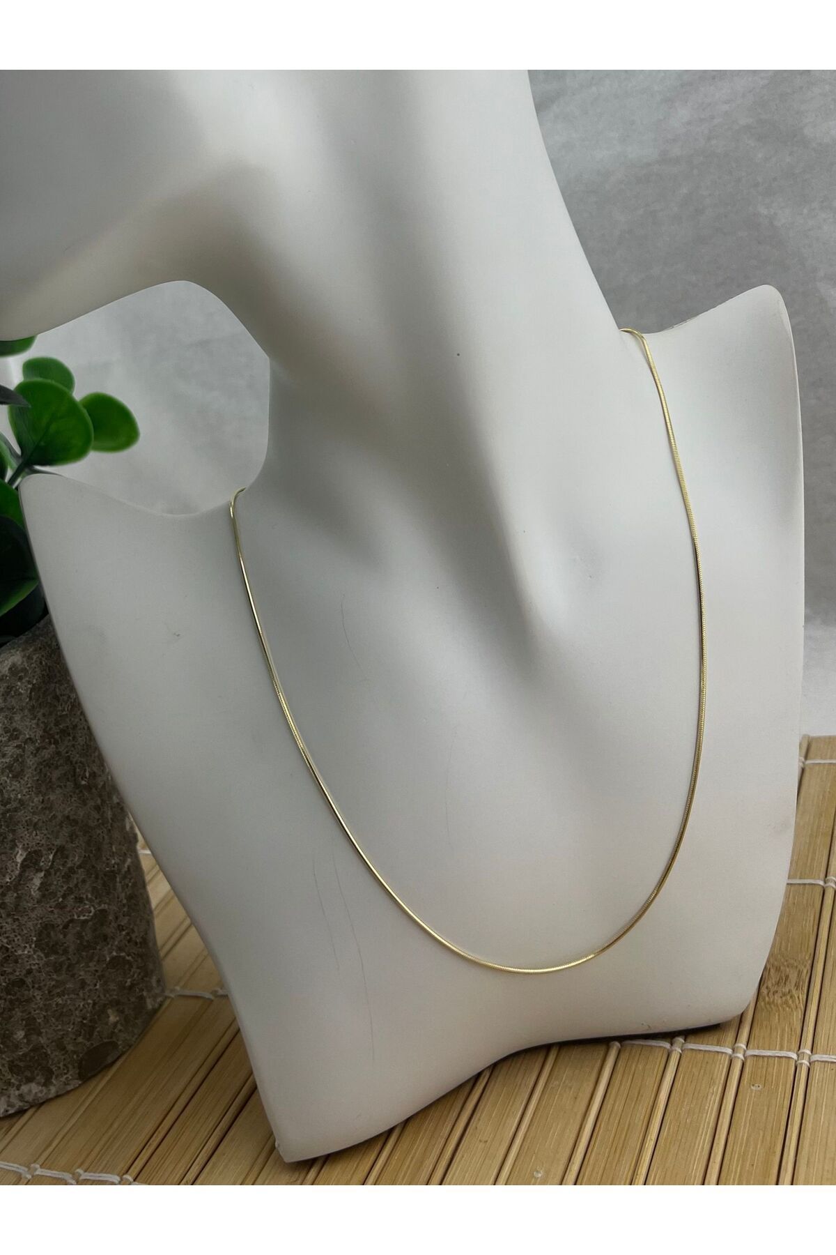 Venom Boutique Bijouterie Accessory 14K Altın Renk Su Yolu Yılan Zincir Karamaz Antialerjik Xuping Kadın Kolye (50cm)