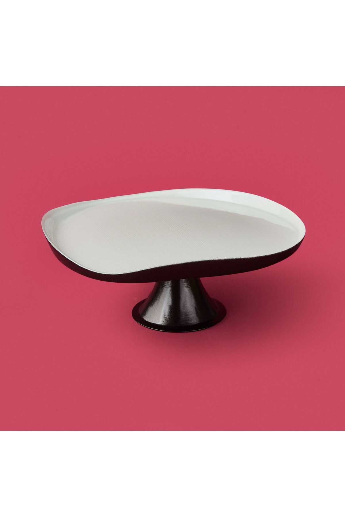 ASPARTAM Jota Ayaklı Tabak - Beyaz / Siyah - 32 cm