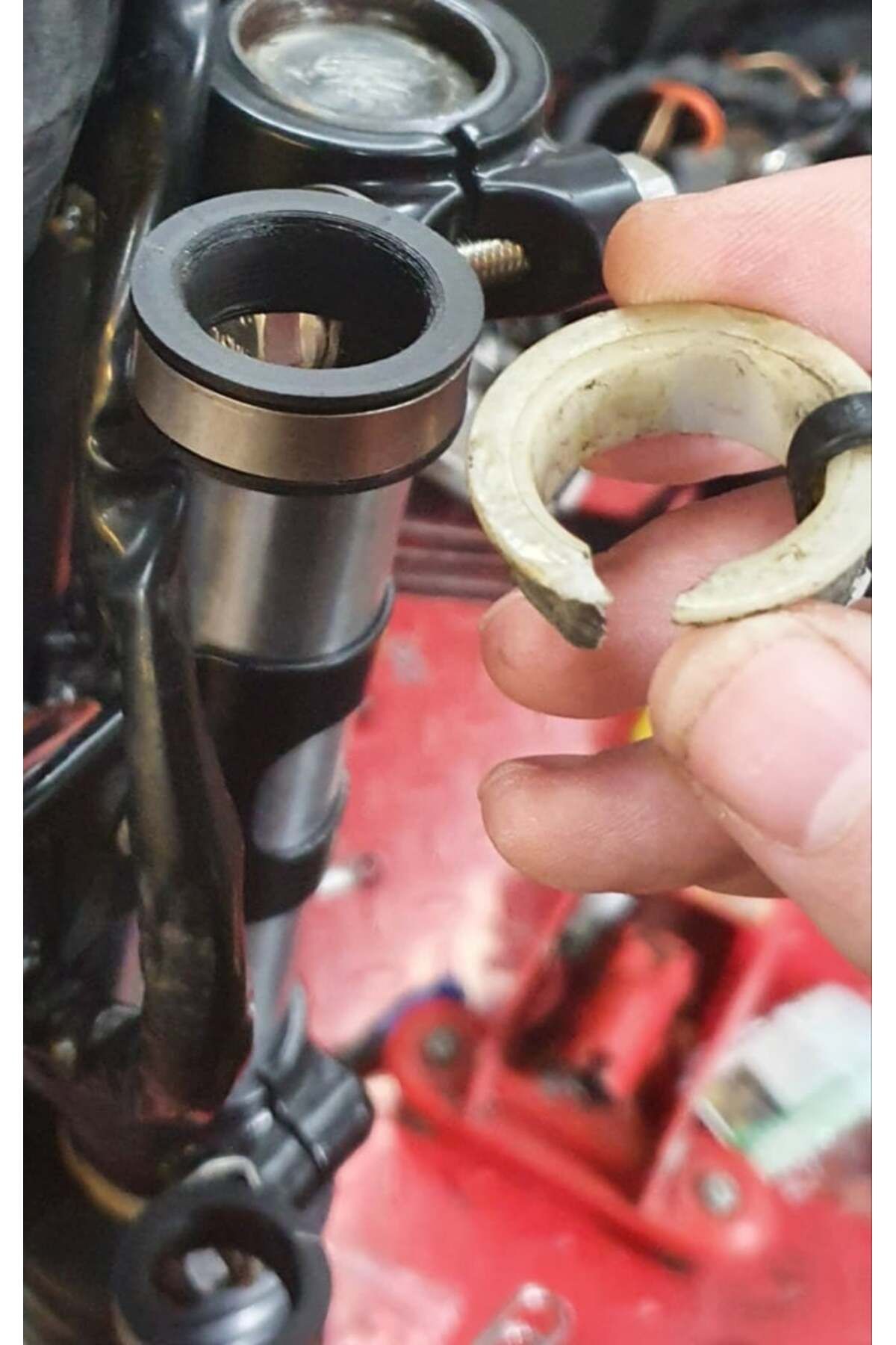 Lucest Yamaha XT250 1980 - 84 Uyumlu Ön Kablo Kılavuzu 1W12338900 (Plastik Aparattır!!!)