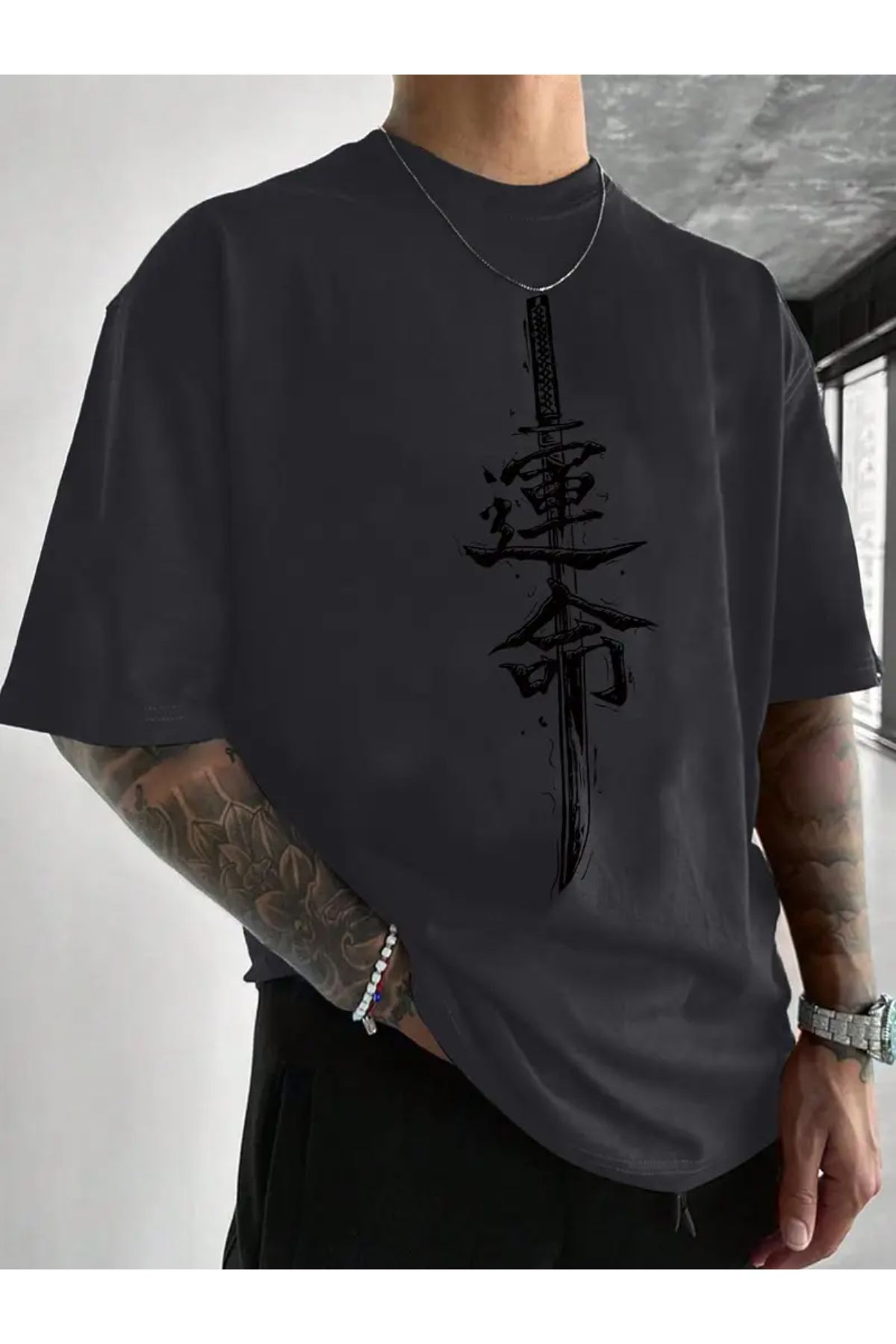 Machetta Unisex Kılıç Baskılı Oversize T-shirt