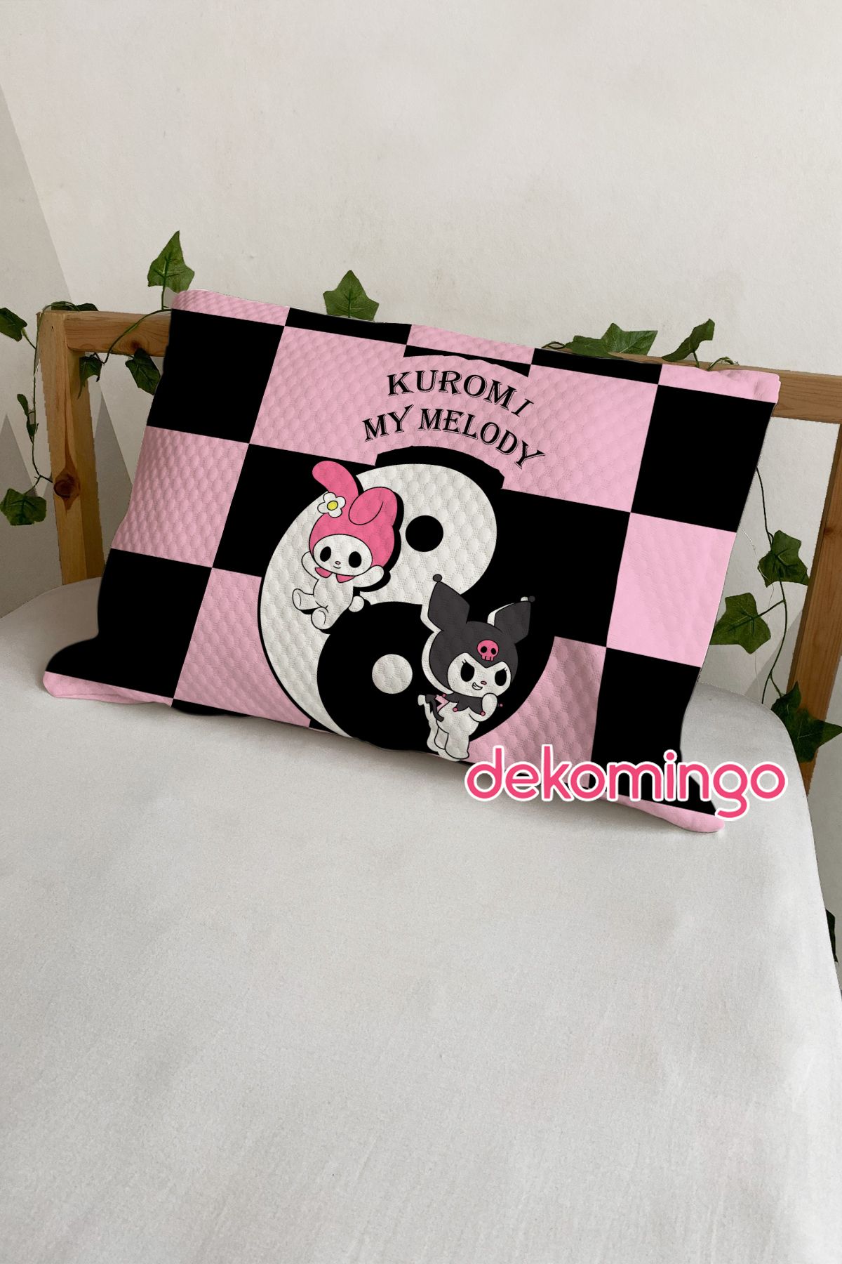 dekomingo KARELİ KUROMİ VE MY MELODY 2 ADET YASTIK KILIFI