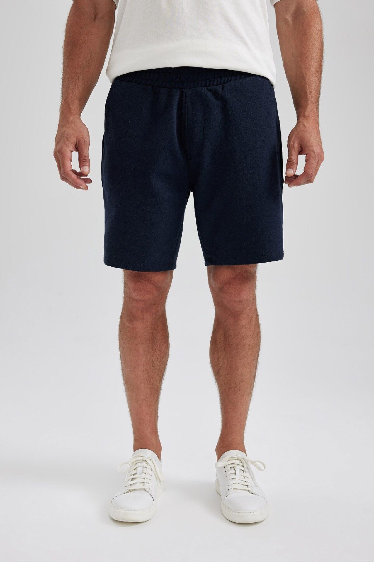 DeFacto-Regular Fit Shorts B0650Axns 3