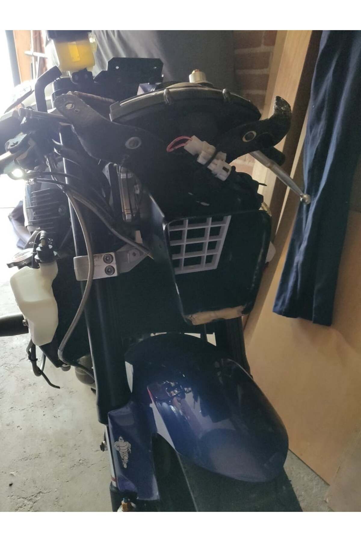 Lucest Yamaha R6 - 2007 Uyumlu - Hava Giriş Kakmı (Plastik Aparattır!!!)