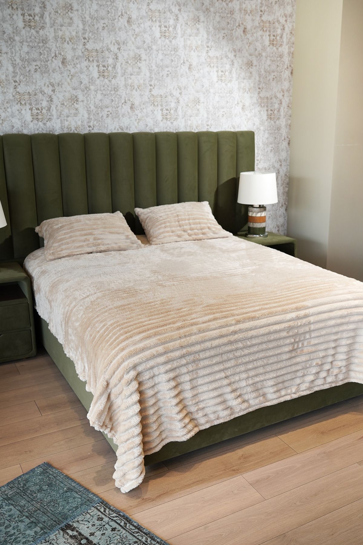 Dainty Home -serra-bej Rengi Tavşan Tüyü Kumaş çift Kişilik yatak örtüsü Takımı