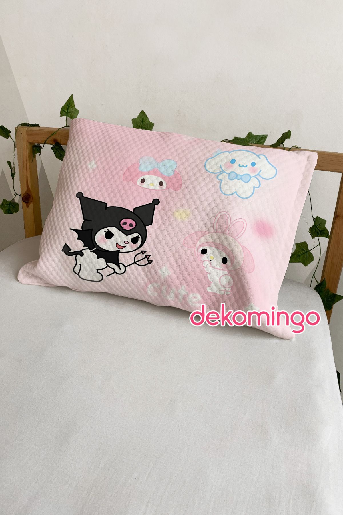dekomingo PEMBE SANRIO KARAKTER 2 ADET YASTIK KILIFI