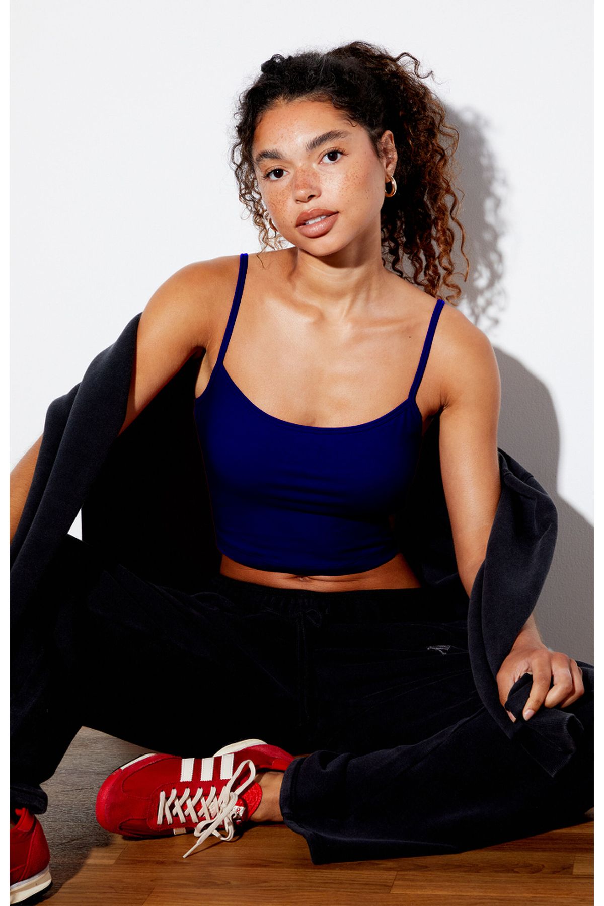 ÖZGESTORE Kadın İp Askılı Crop Top