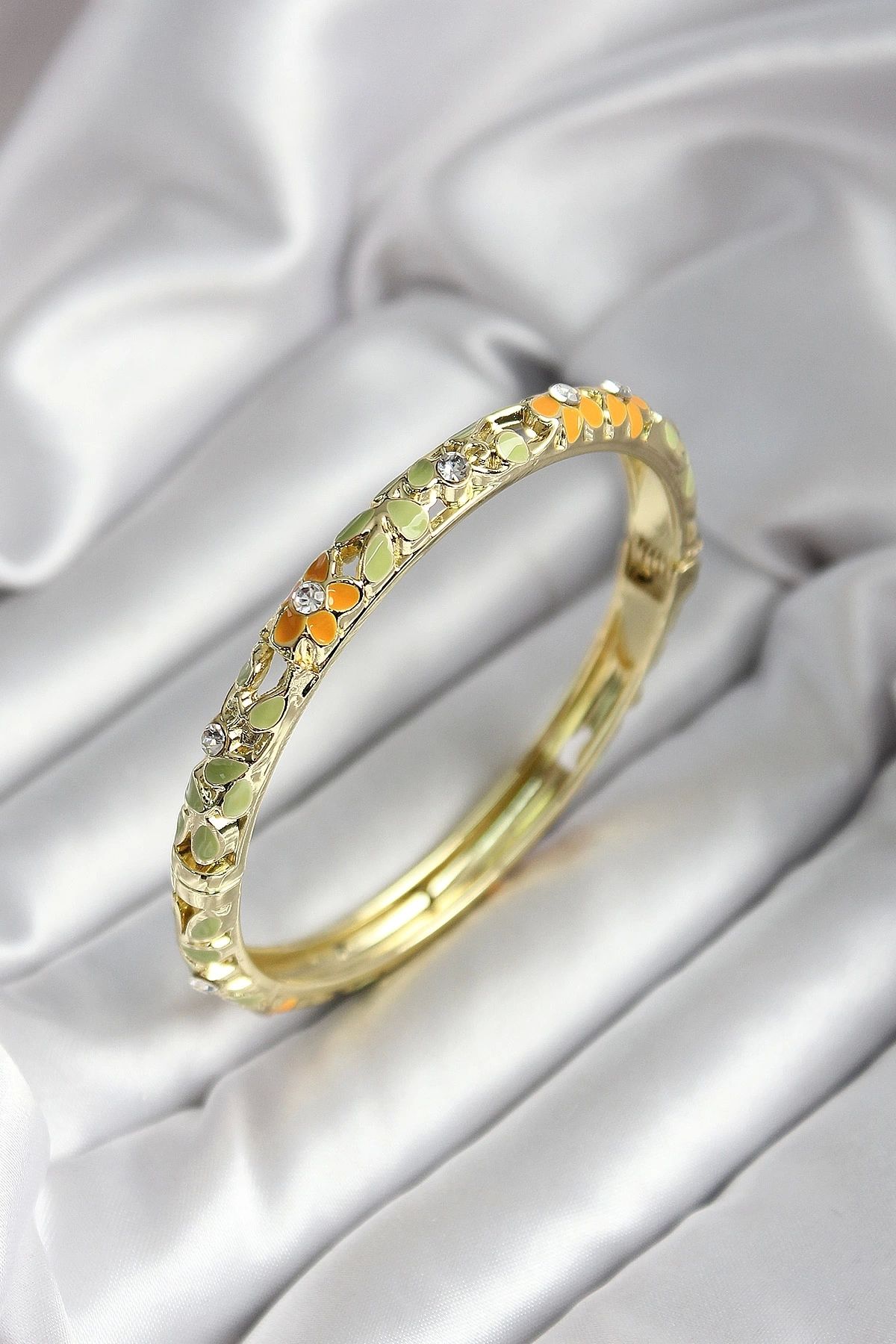 GLIMMERY Mineli Pirinç Yeşil Çiçek Desenli Zirkon Taşlı Gold Renk Kadın Kelepçe