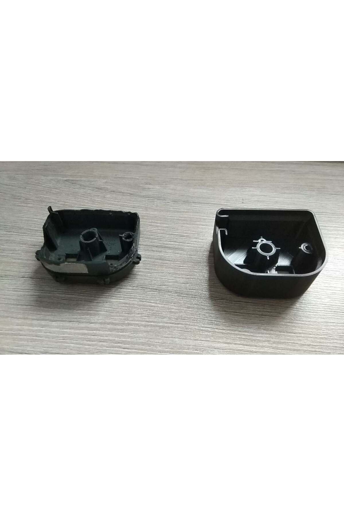 Lucest Audi A6 Bagaj Perde Kapağı (Plastik Aparattır!!!)