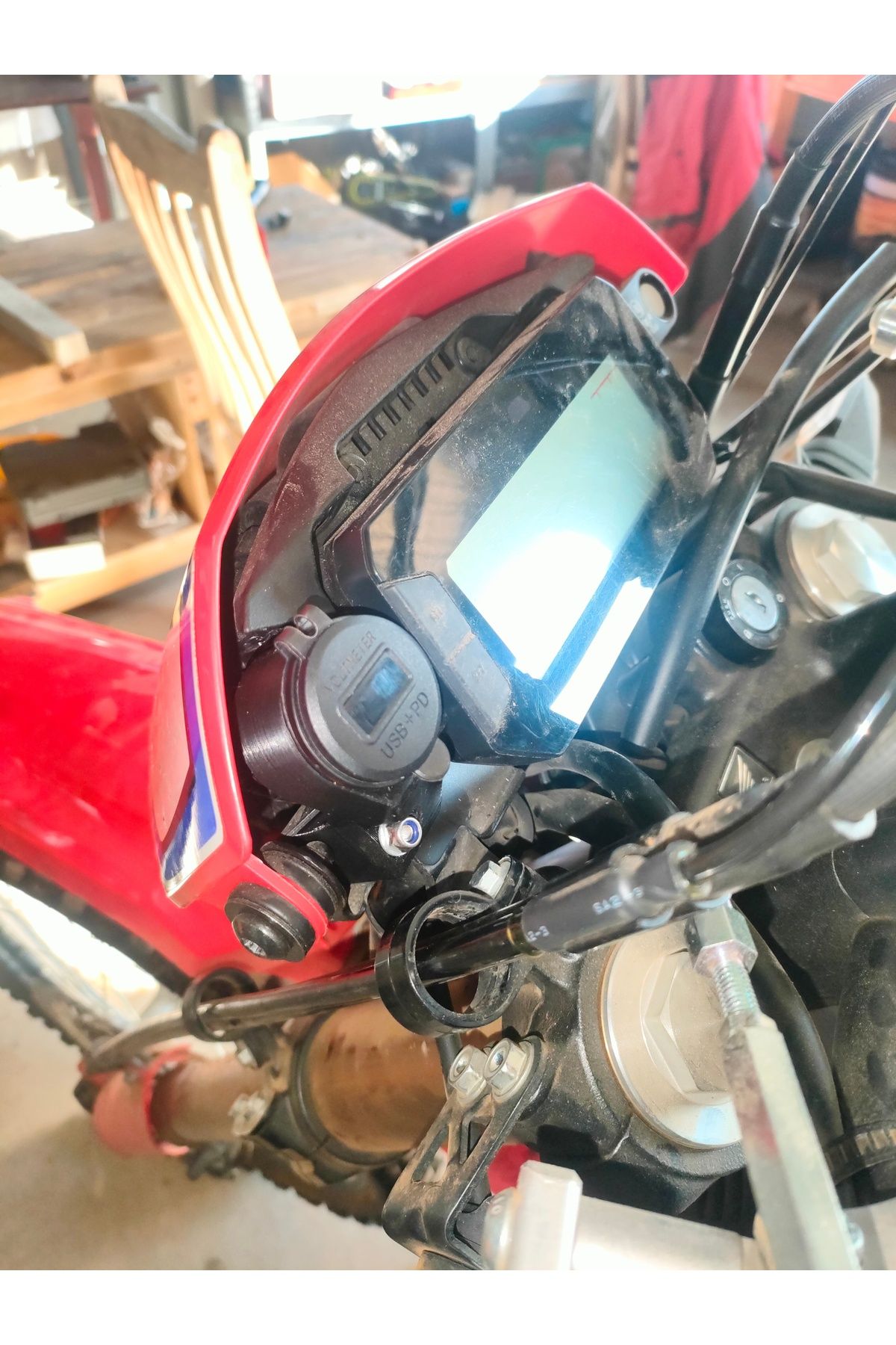 Lucest USB Dash Mount Honda CRF300L Uyumlu  (Plastik Aparattır!!!)