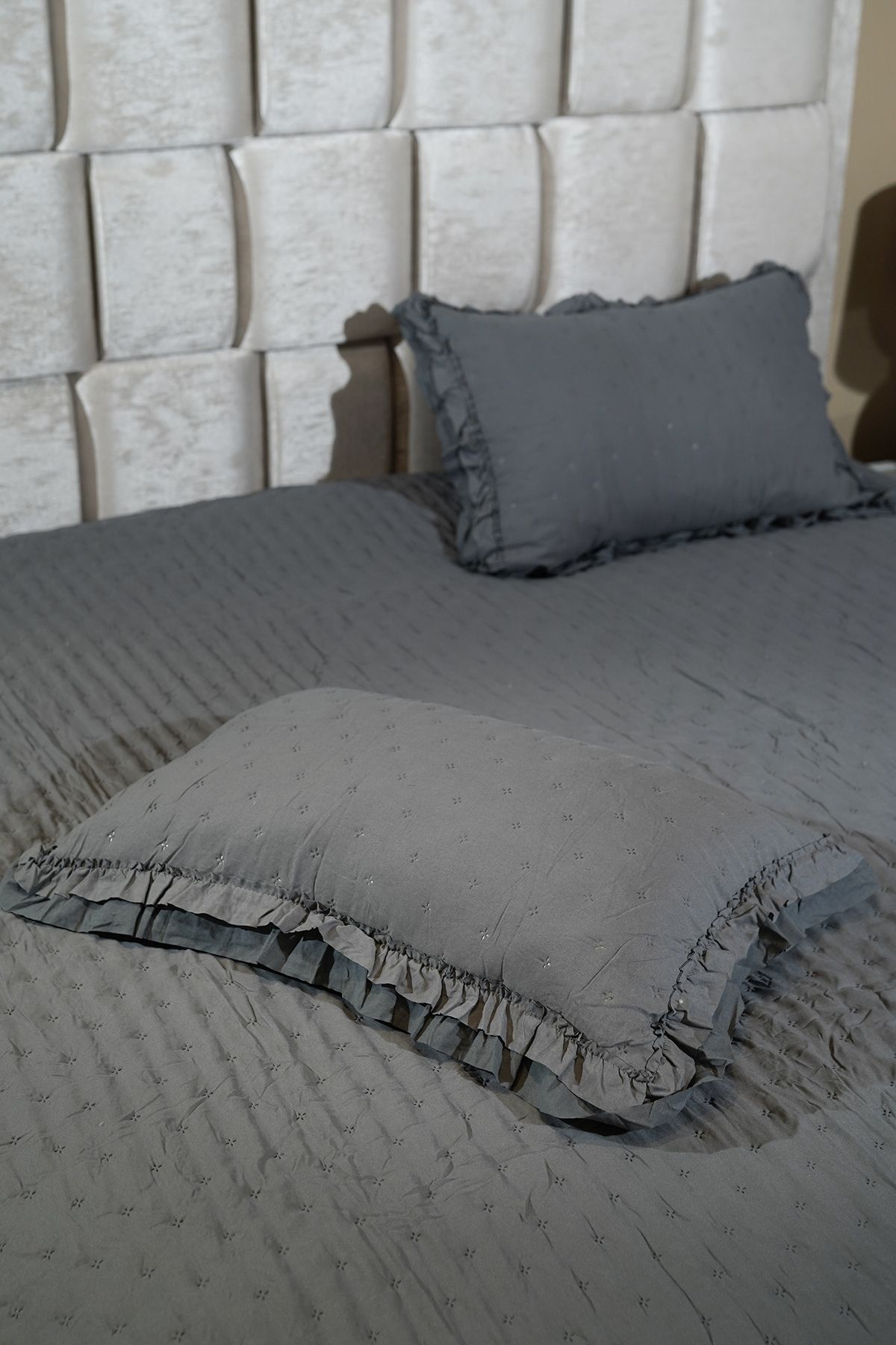 Dainty Home--lara- Anthracite Color Ruffled Single Bedspread Set 7