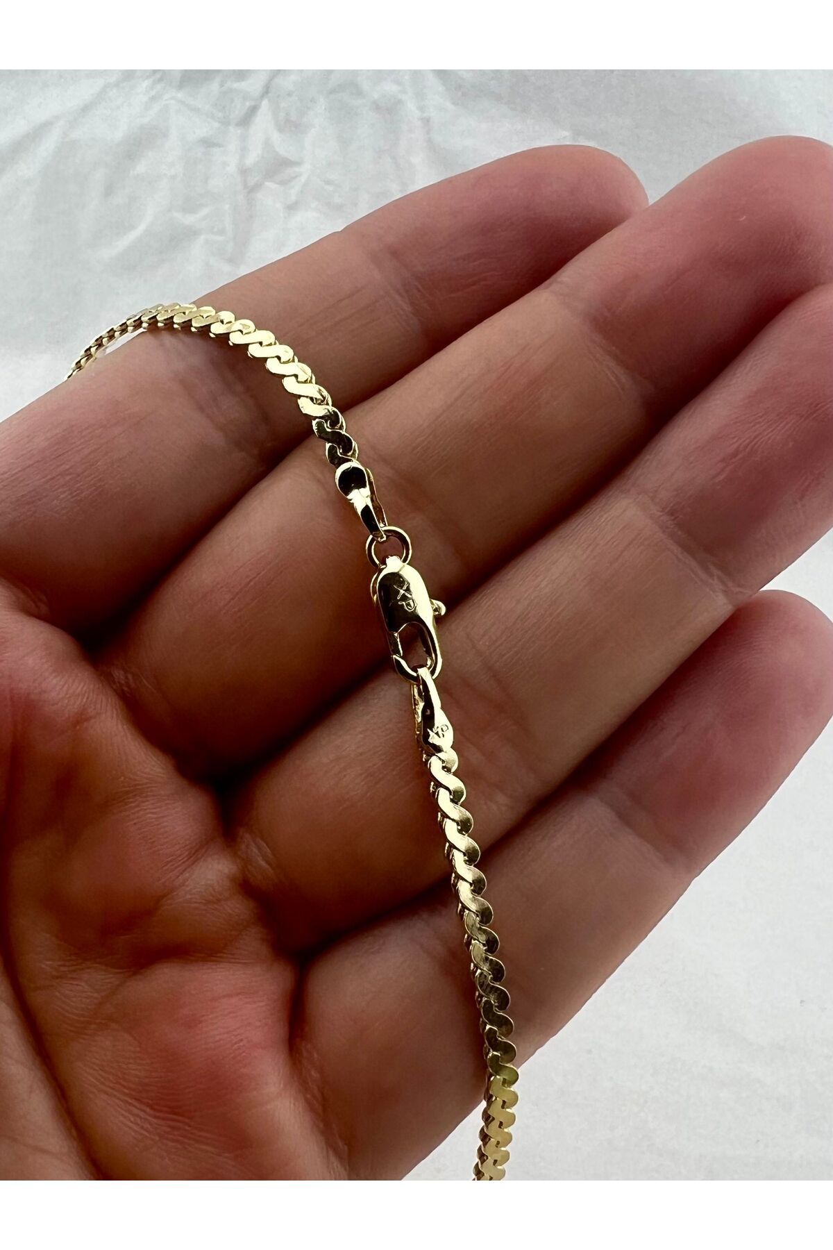 Venom Boutique Bijouterie Accessory Xuping Gold Kaplama İNCE Hallow Baklava İp Zincir Kolye - 50 cm