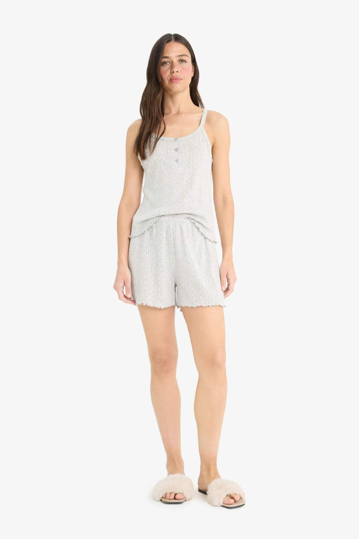 DeFacto Pijama Takımı Askılı Pijama Üstü Esnek Belli Şort Pijama Altı-Fall in Love E9830AX25SM