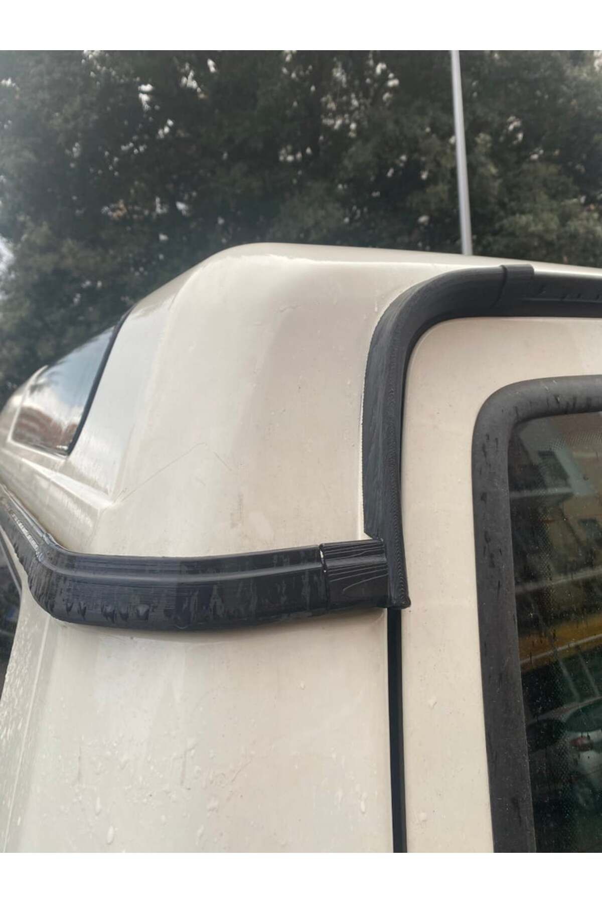 Lucest Land Rover Discovery 2 Uyumlu için Arka Yağmur Oluk Sonlandırıcı (Plastik Aparattır!!!)