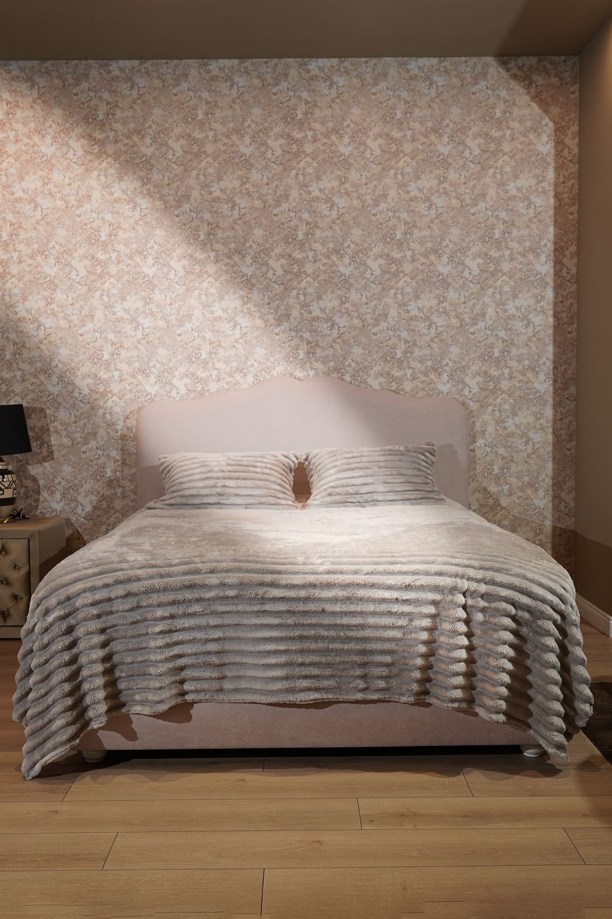 Dainty Home -serra- Gri Renk Tavşan Tüyü Kumaş çift Kişilik yatak örtüsü Takımı