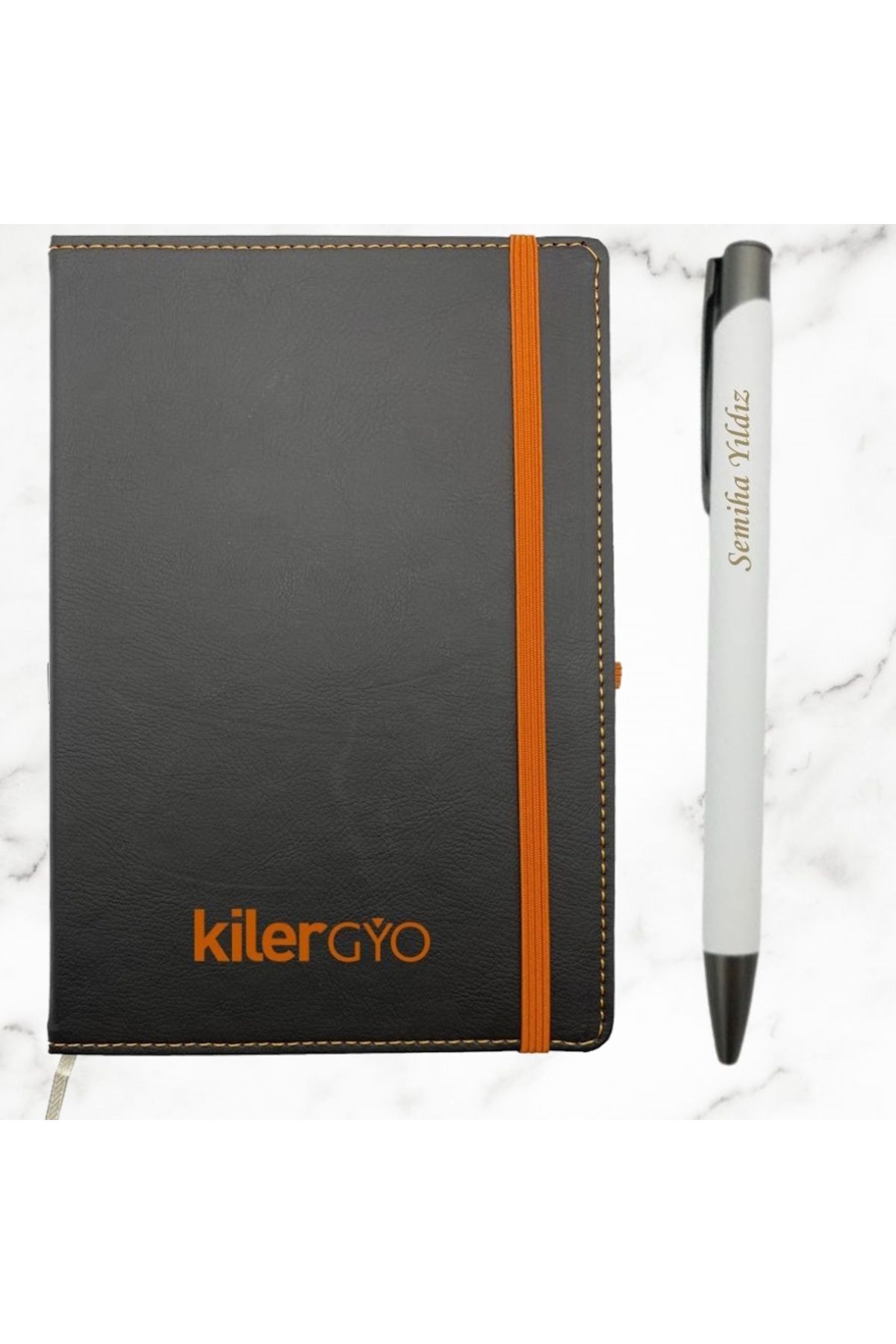 HediyesiBizden Kişiye Özel Isim Baskılı Deri Kapaklı Çizgili Sihirli Defter Ve Kalem Seti
