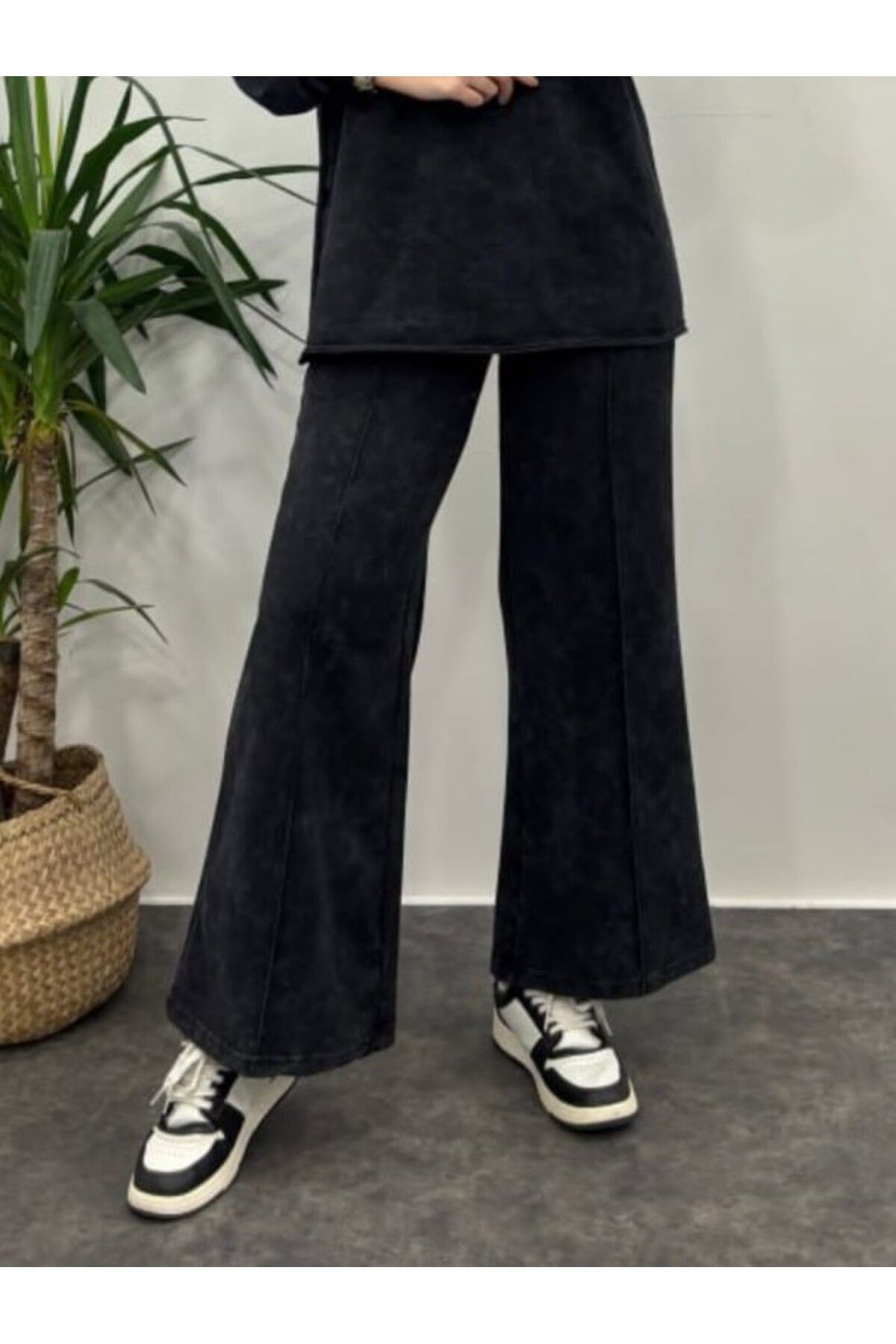 Suede Style 9034 - 3 İplik Soft Yıkamalı Rahat Salaş Kadın Eşofman Altı