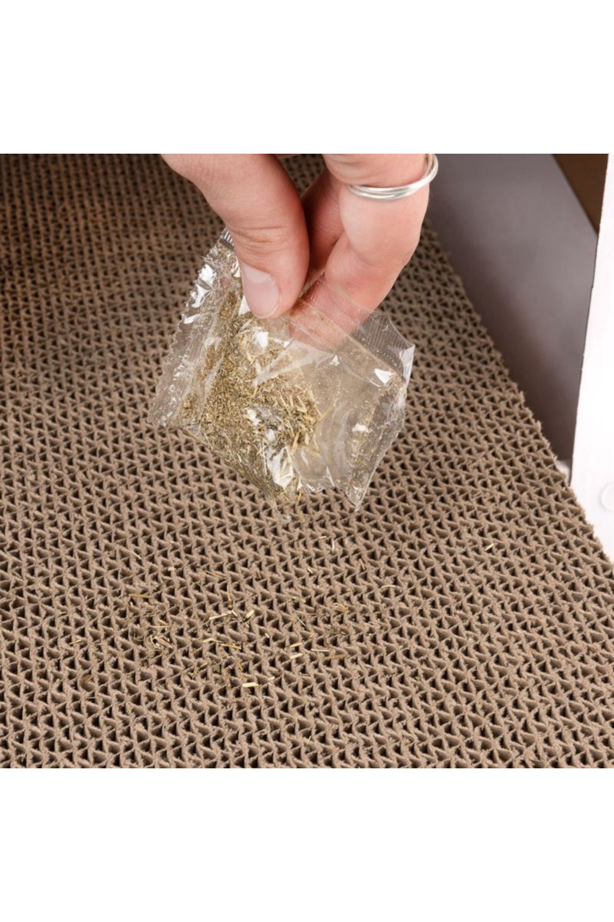 OEM-Cat house with reversible scratching post and catnip, 58x36x41 cm XL Home 5