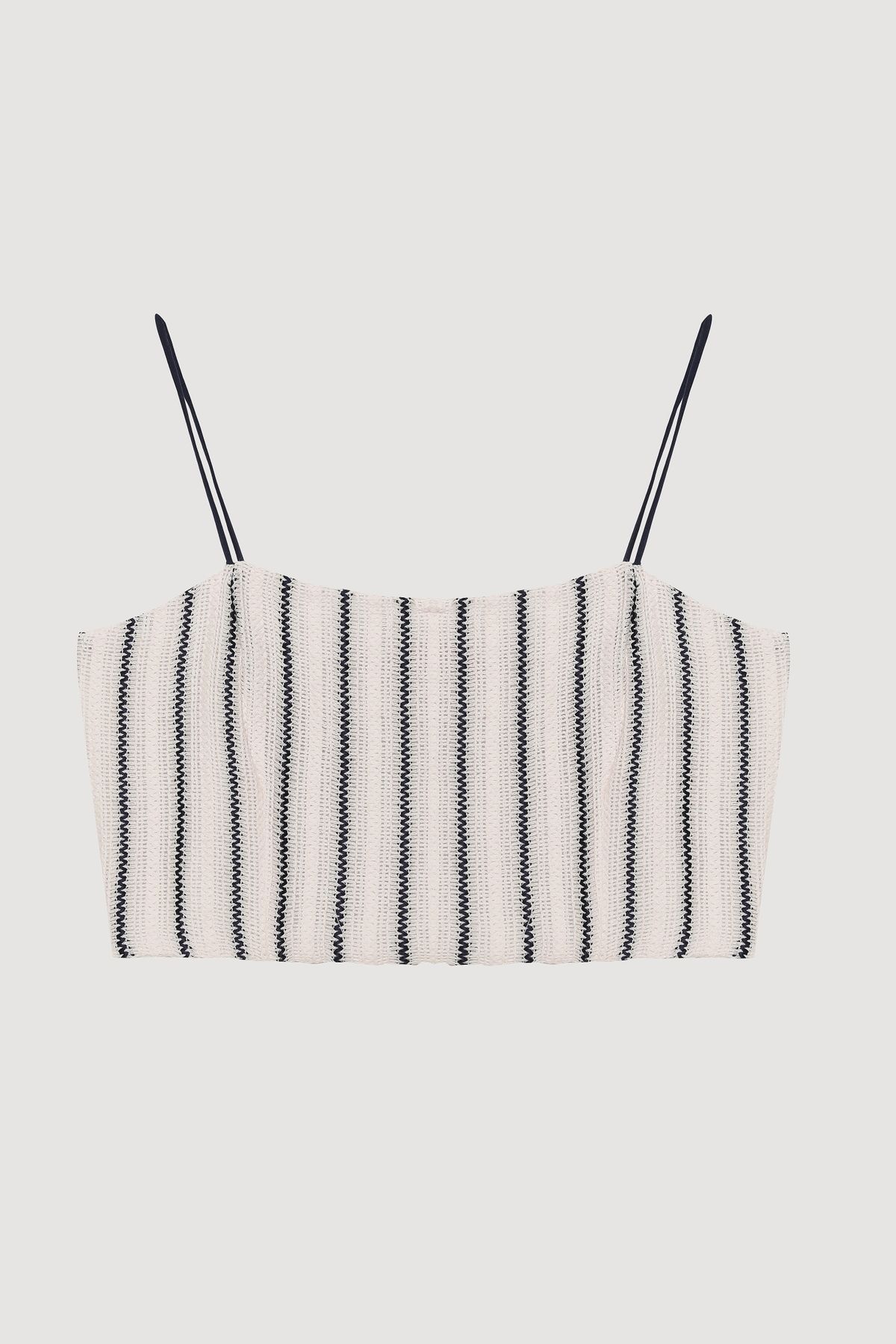 Quzu Çizgi Detaylı Askılı Crop Bluz Ekru