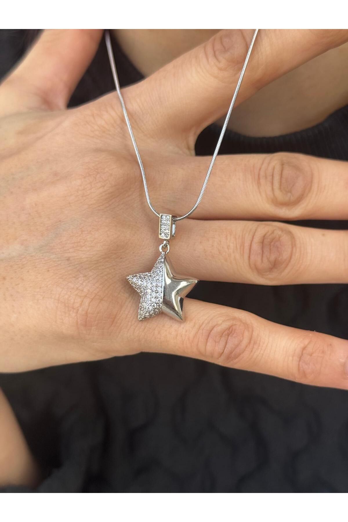 Ayşegülce Takılar yıldı kolye