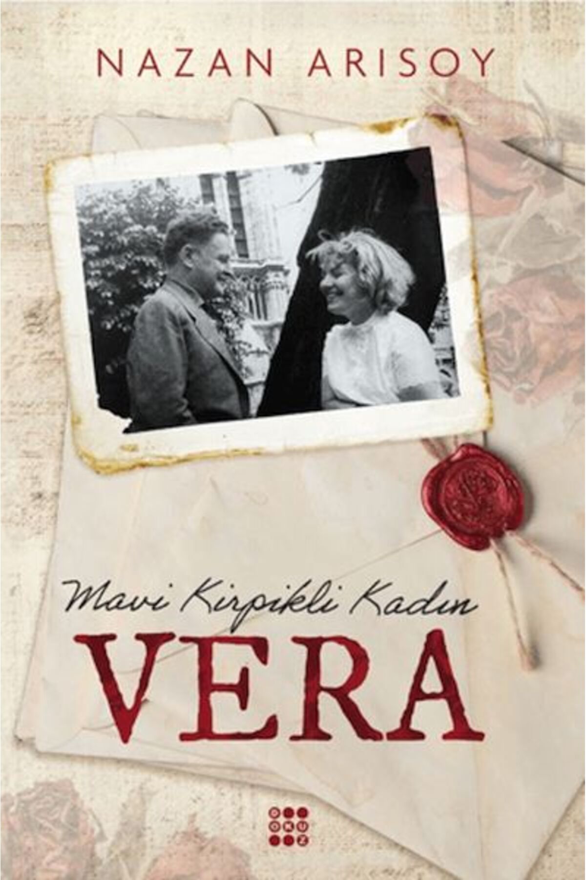 Dokuz Yayınları Mavi Kirpikli Kadın Vera