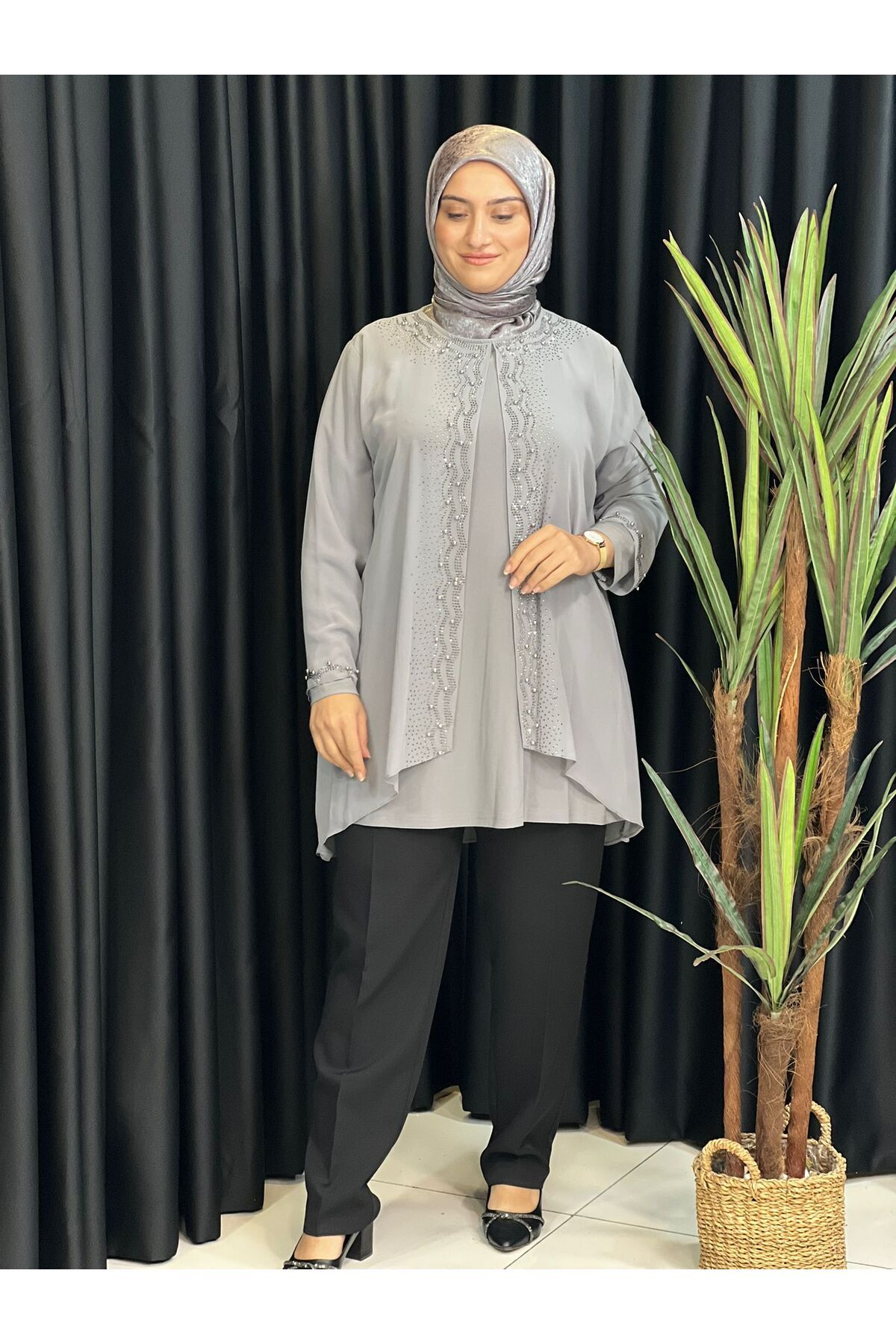 Butik büyük beden Önü Taşlı Şifon Tunik