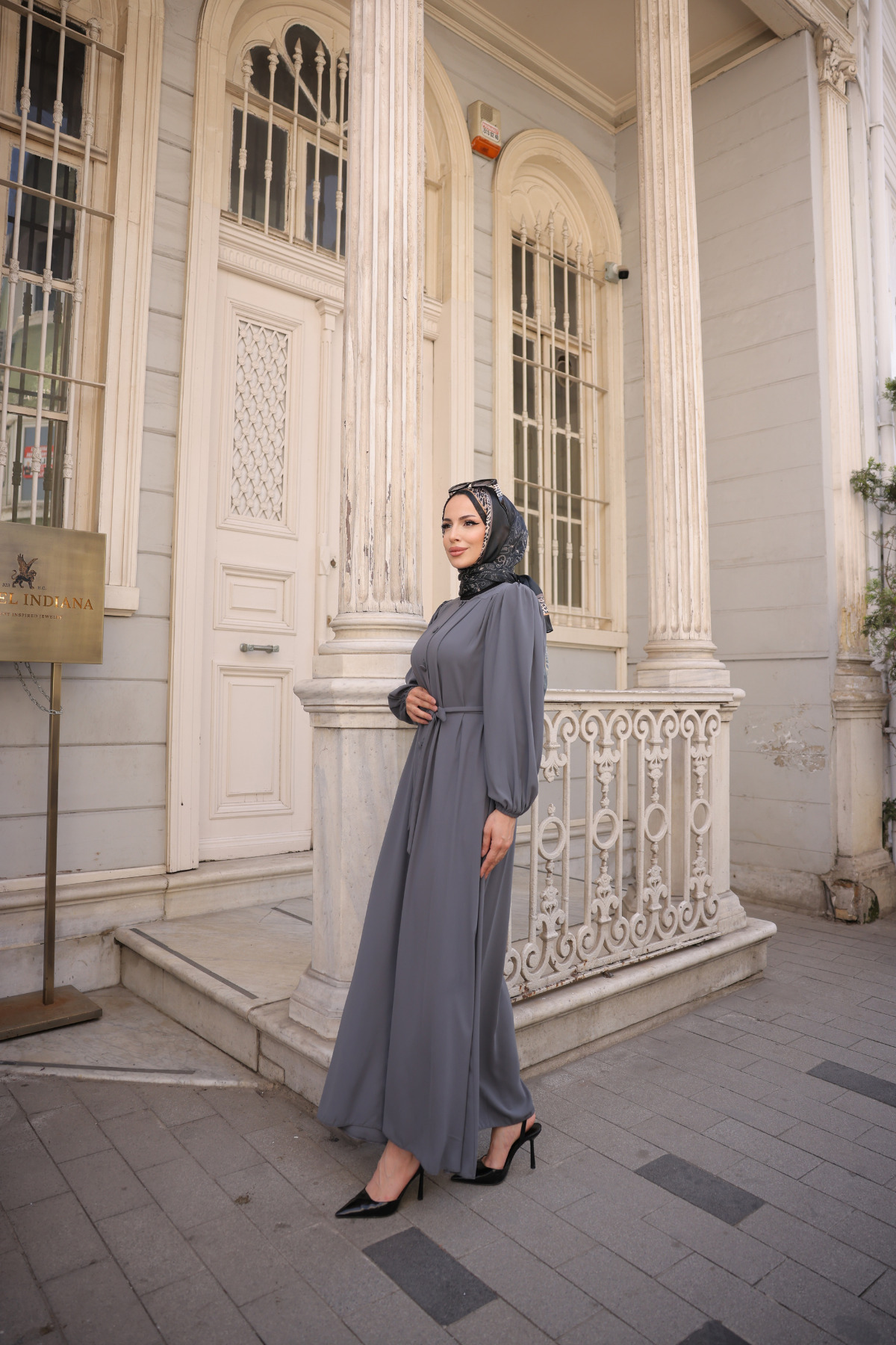 Buttoned & belted balloon sleeve medina silk abaya