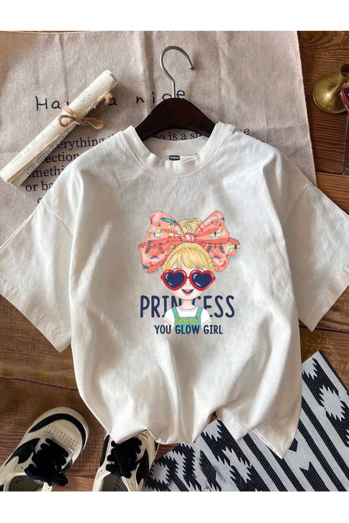 ELNOYA Unisex Pamuklu Beyaz Oversize "YOU GLOW GİRLS" Baskılı Rahat Günlük T-shirt