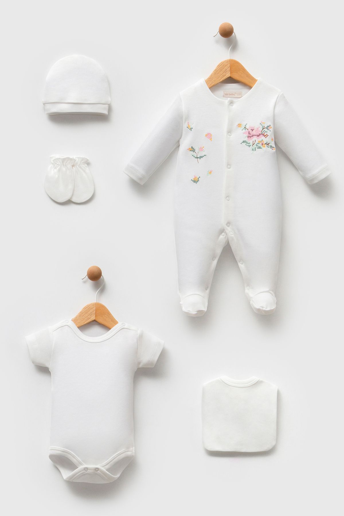 Bip Baby Kanaviçe Çiçekli 5'li Hastane Çıkışı