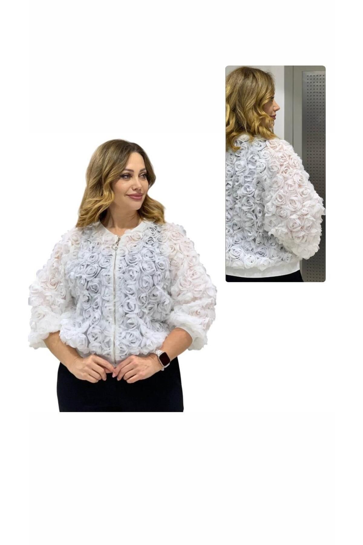 TESSY KADIN BÜYÜK BEDEN KABARTMA GÜL DETAYLI FERMUARLI HIRKA