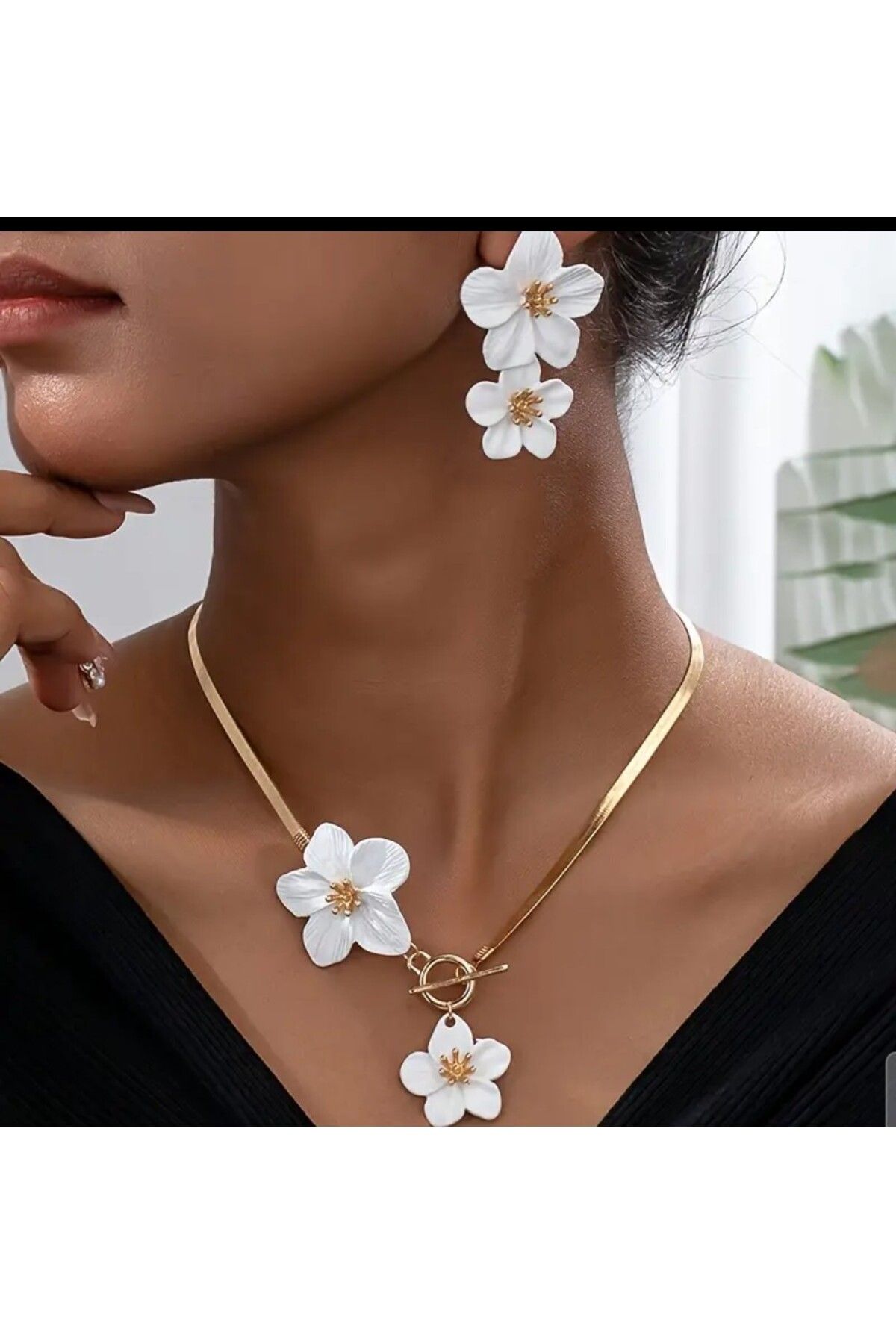 Enanice ÇİÇEKLİ KOLYE KÜPE SETİ