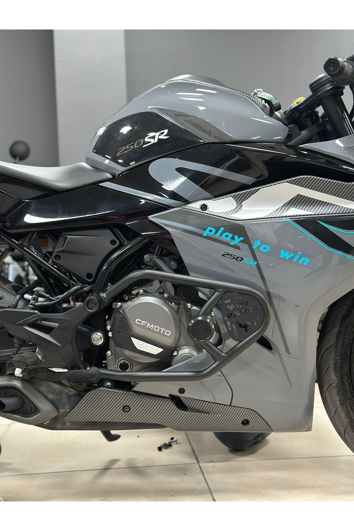 İnan CF MOTO 250 SR Uyumlu KORUMA DEMİRİ ÖZEL KORUMA TAKOZU SİYAH
