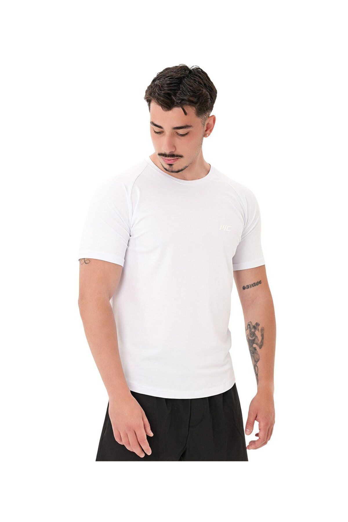 MUSCLECLOTH Elite Reglan T-Shirt Beyaz