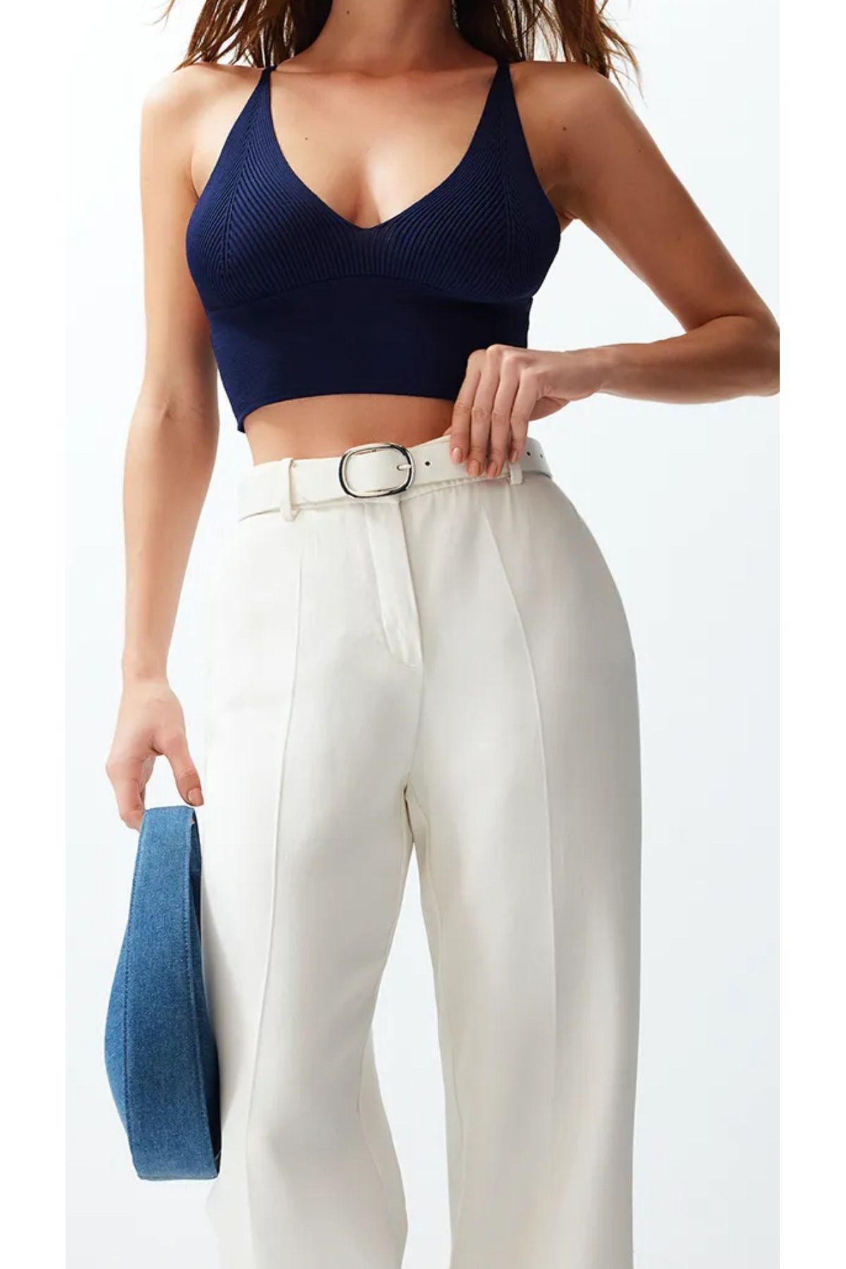 Noi Belis Lacivert Crop Sırt Detaylı Ince Yazlık Bluz Ss25bz0009