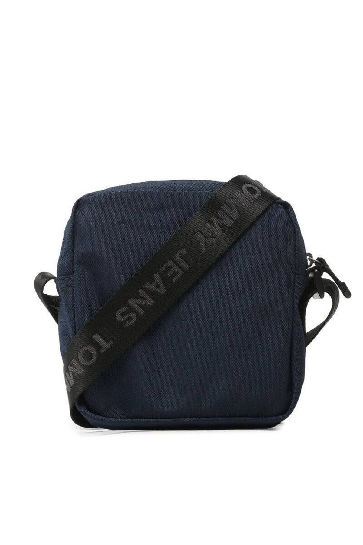 Tommy Hilfiger-Tjm Essential Square Reportér 4