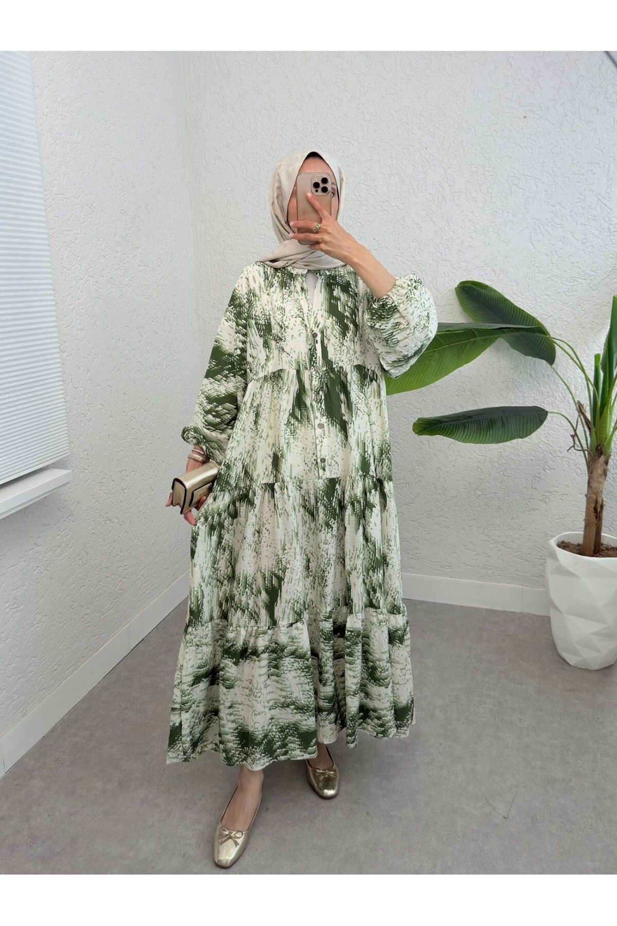 Modamorfo-Half Button Mixed Pattern Sleeve Elastic Dress -Khaki 4