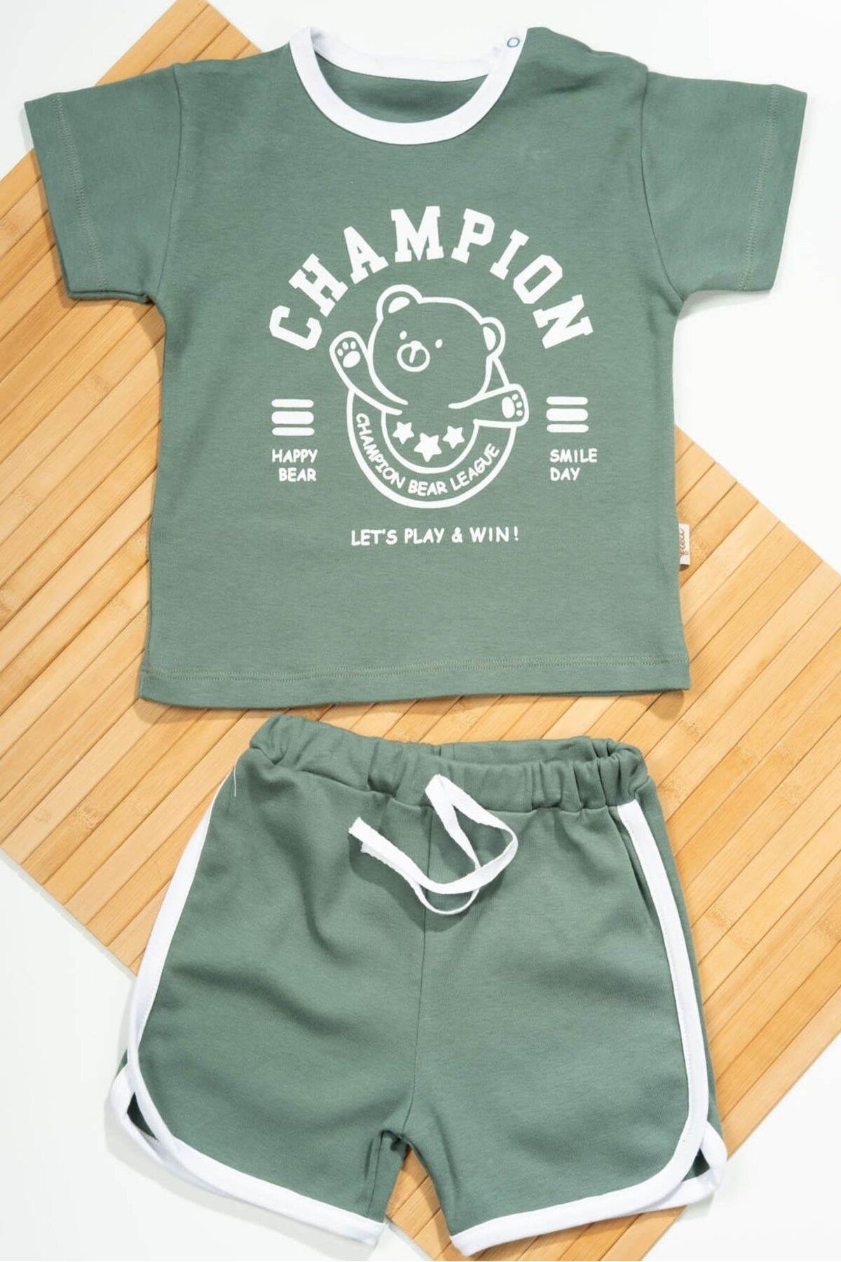 agugu Champion Ayıcık Baskılı Erkek Şortlu Takım Yeşil
